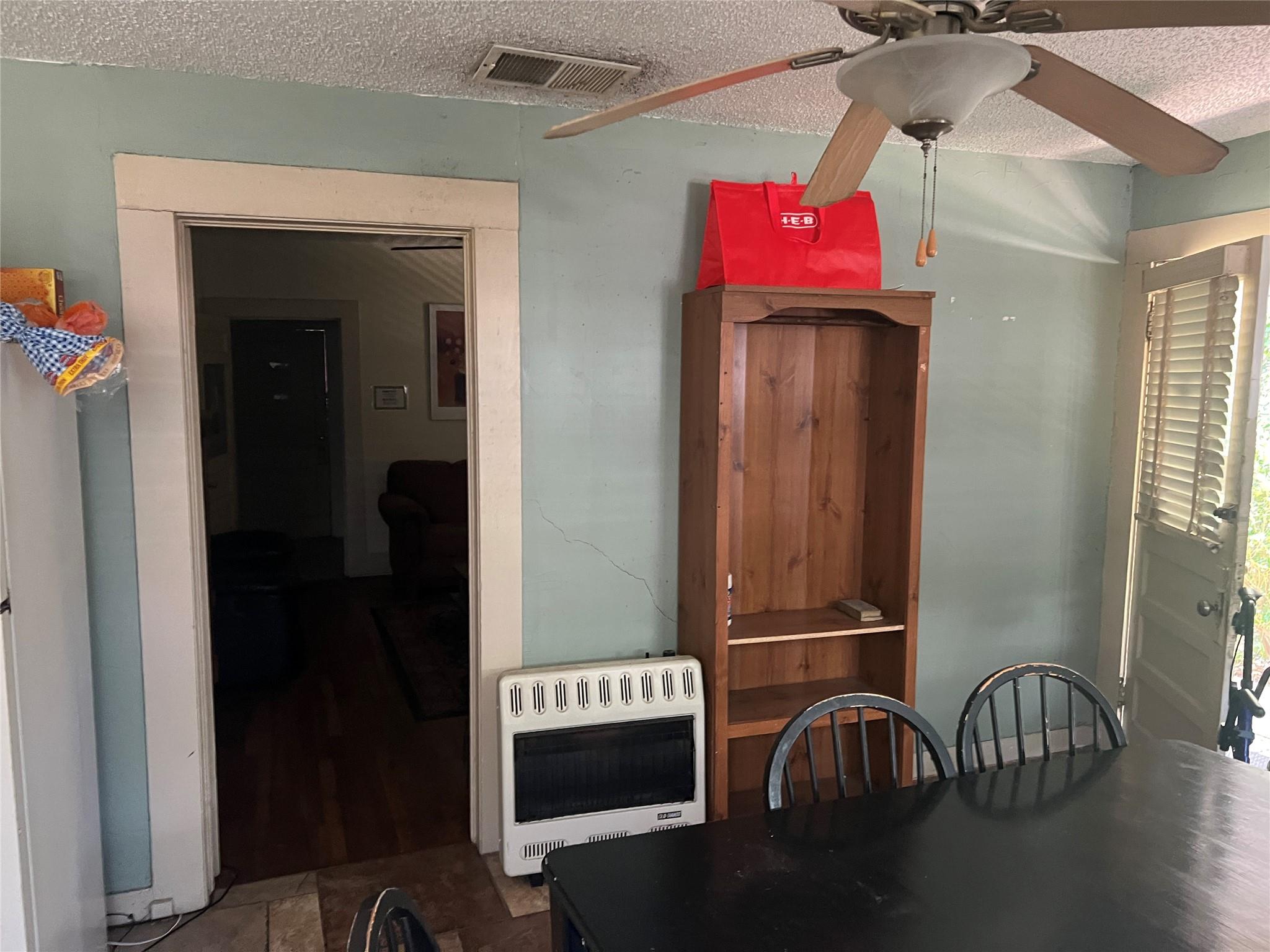 310 Smith Ln, San Marcos, TX 78666