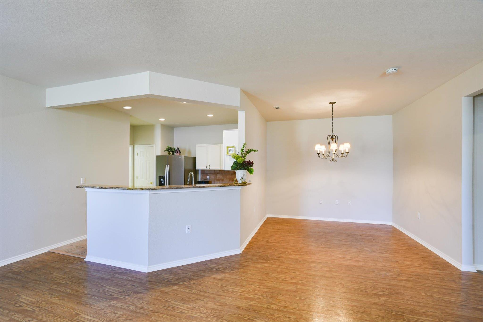 116 Bowie Cir, Georgetown, TX 78633