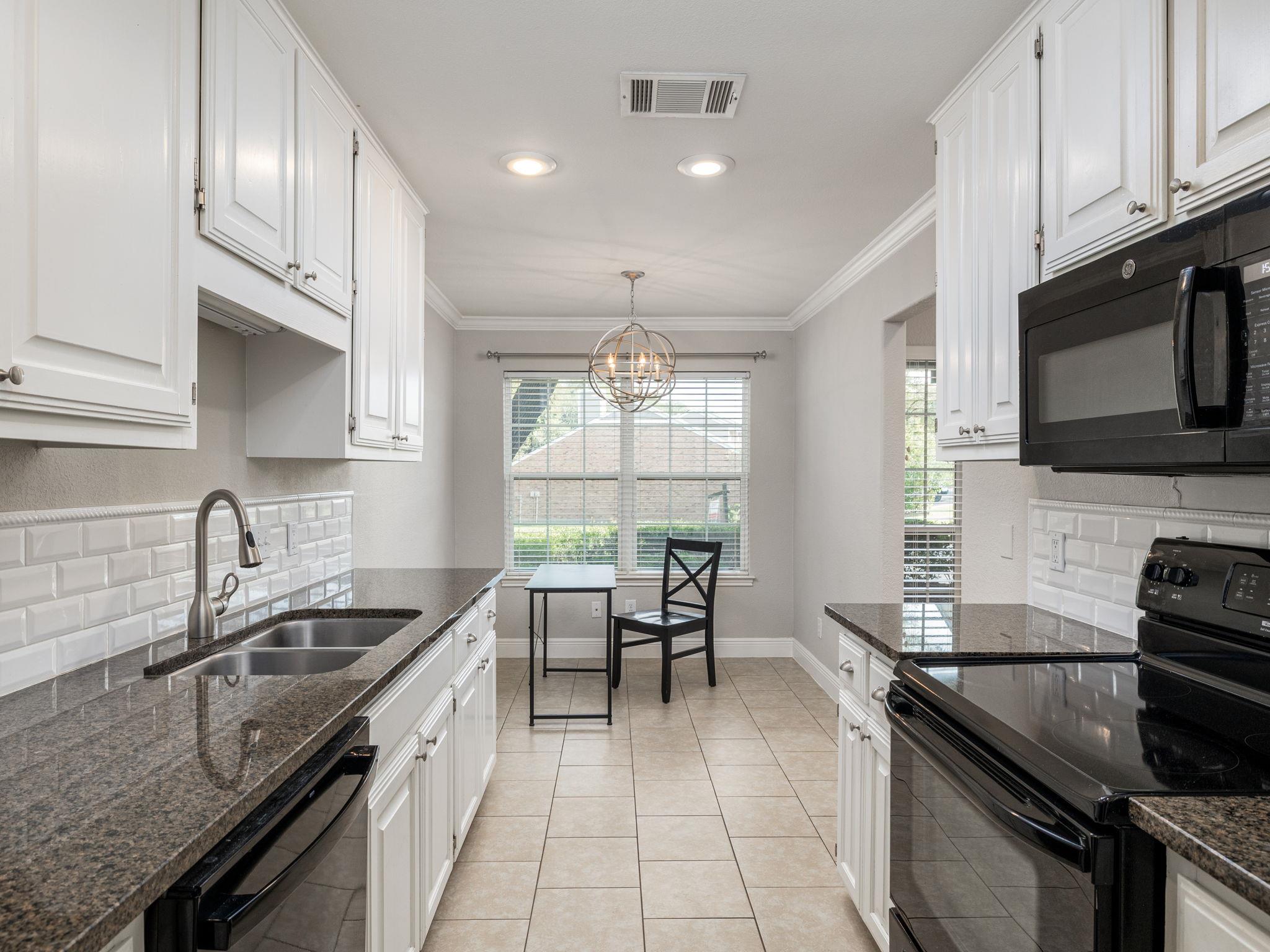 3804 Williamsburg Cir, Austin, TX 78731