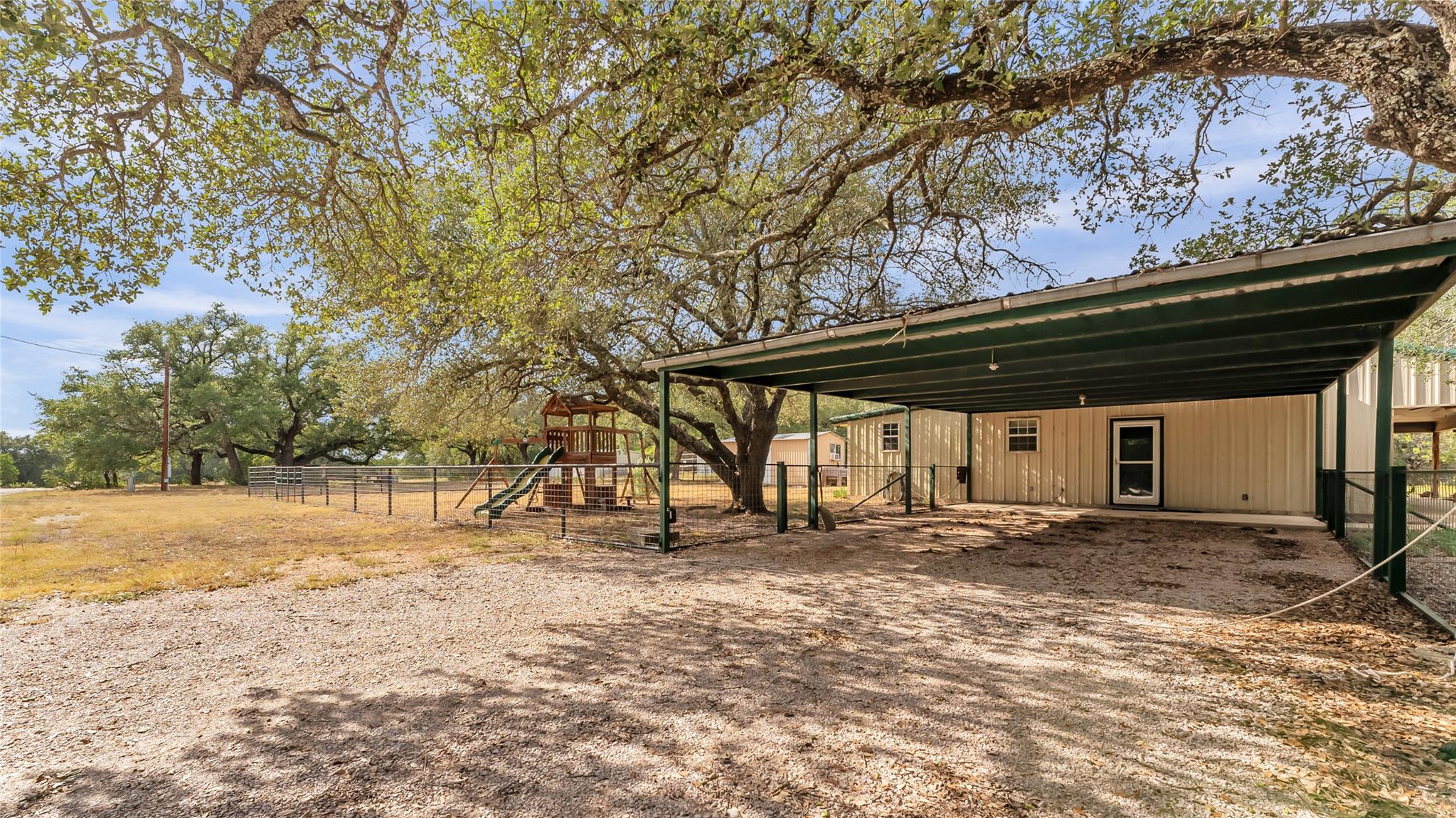 1413 Lonesome Bird, Burnet, TX 78611