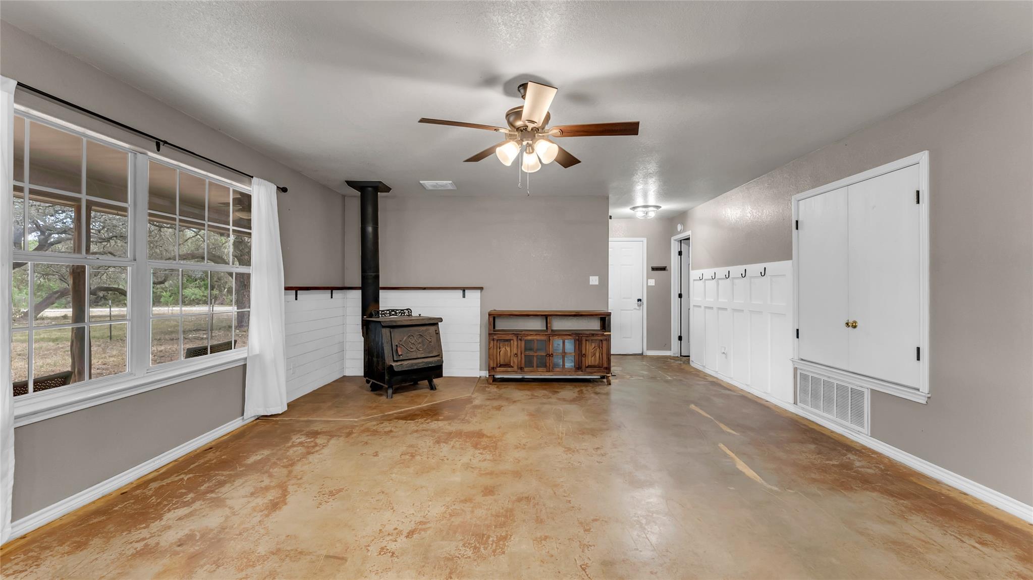 1413 Lonesome Bird, Burnet, TX 78611