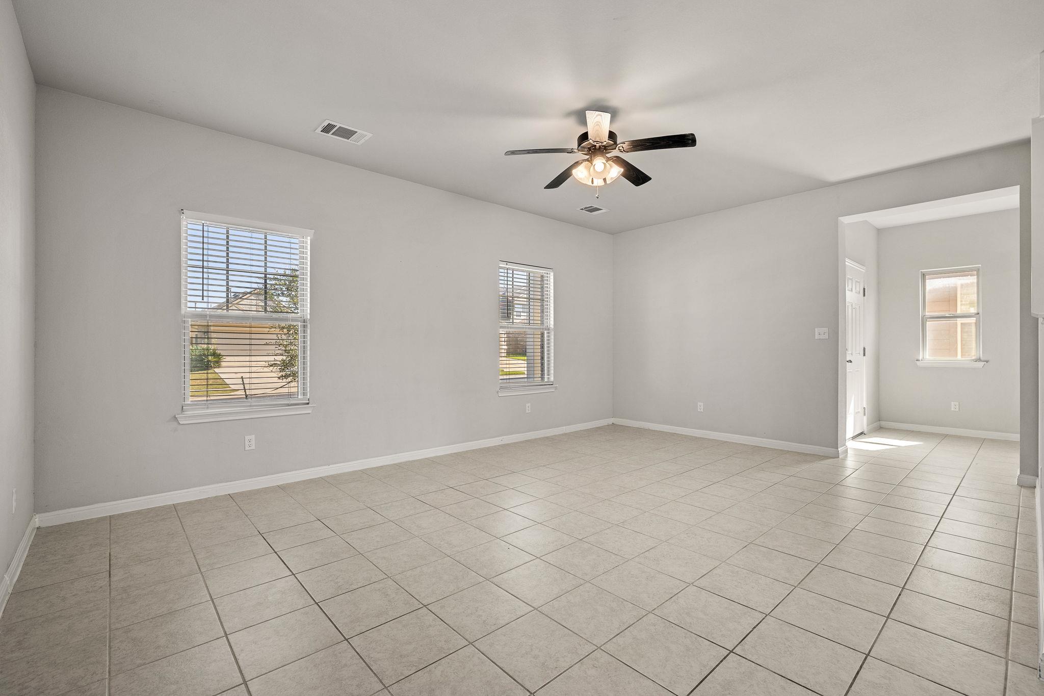 321 Arabian Colt Dr, Georgetown, TX 78626