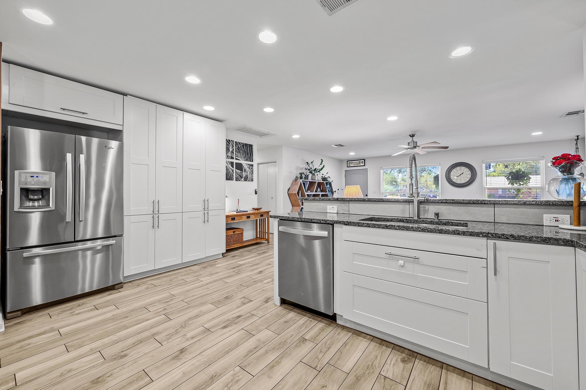 1900 Ohlen Rd, Austin, TX 78757