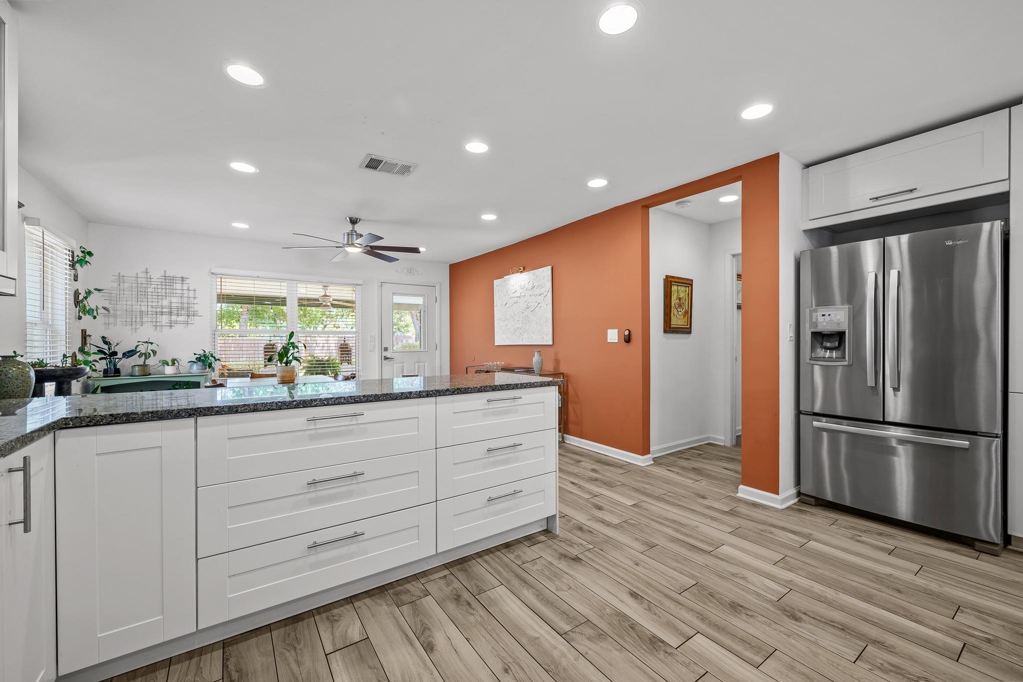 1900 Ohlen Rd, Austin, TX 78757