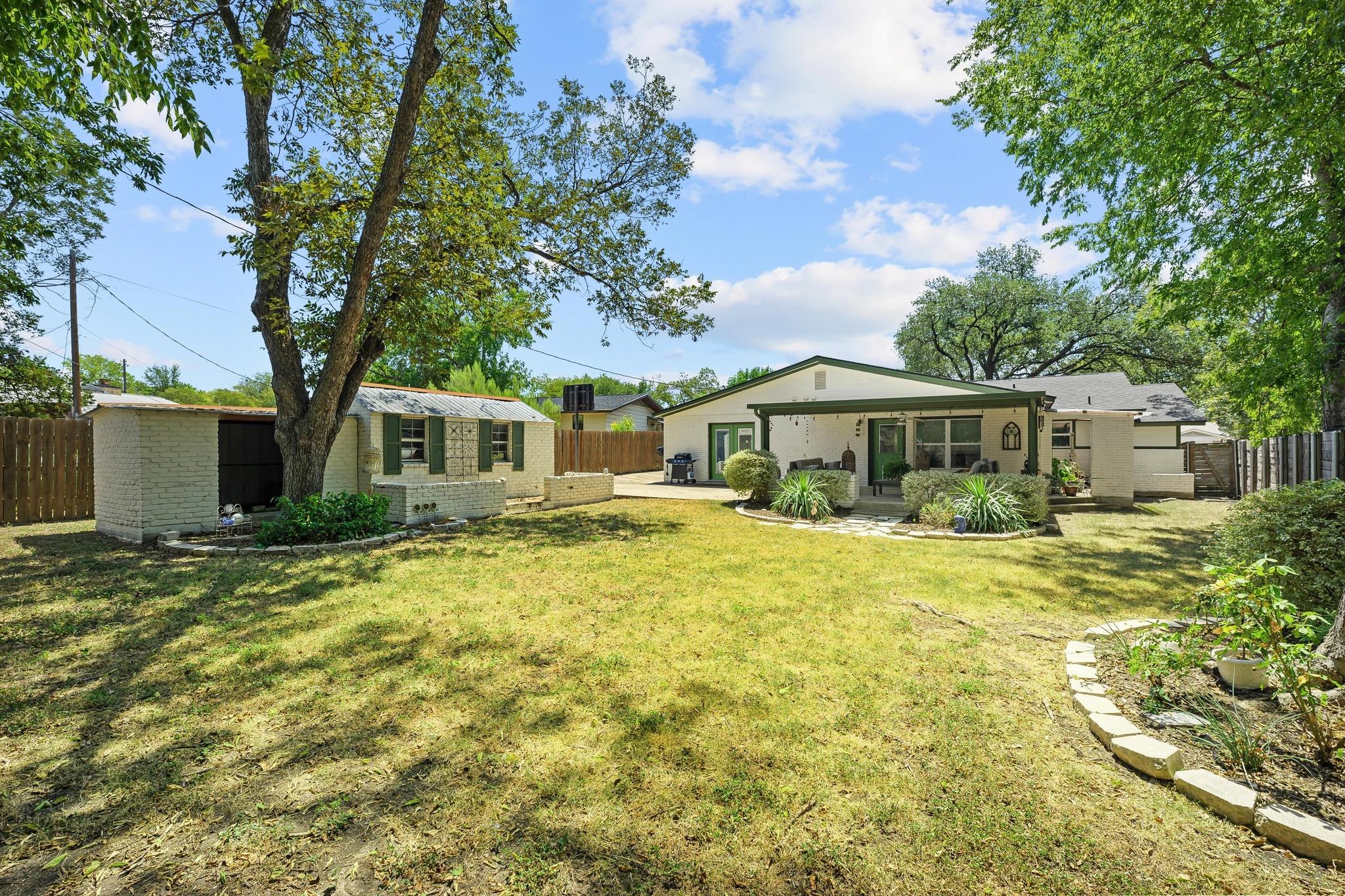 1900 Ohlen Rd, Austin, TX 78757