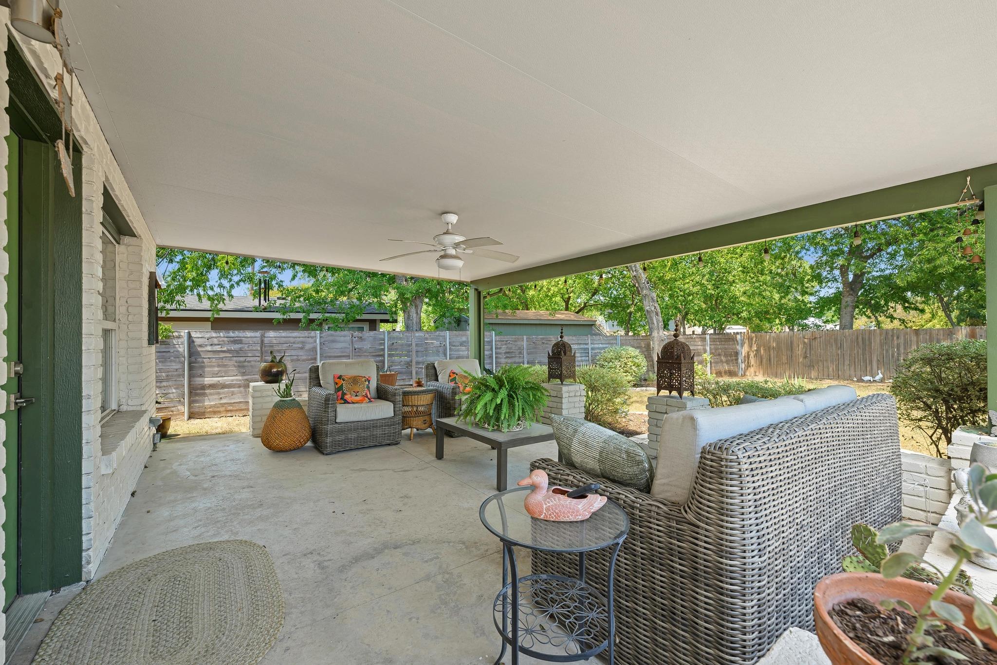 1900 Ohlen Rd, Austin, TX 78757