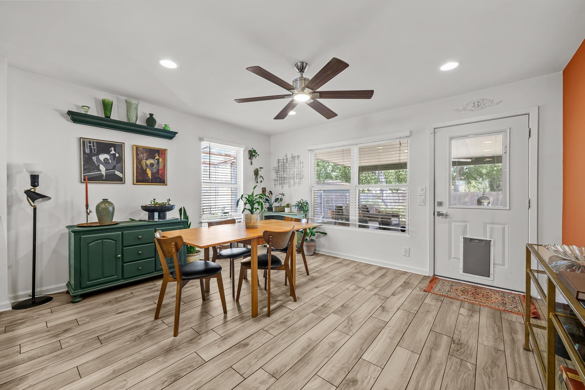 1900 Ohlen Rd, Austin, TX 78757