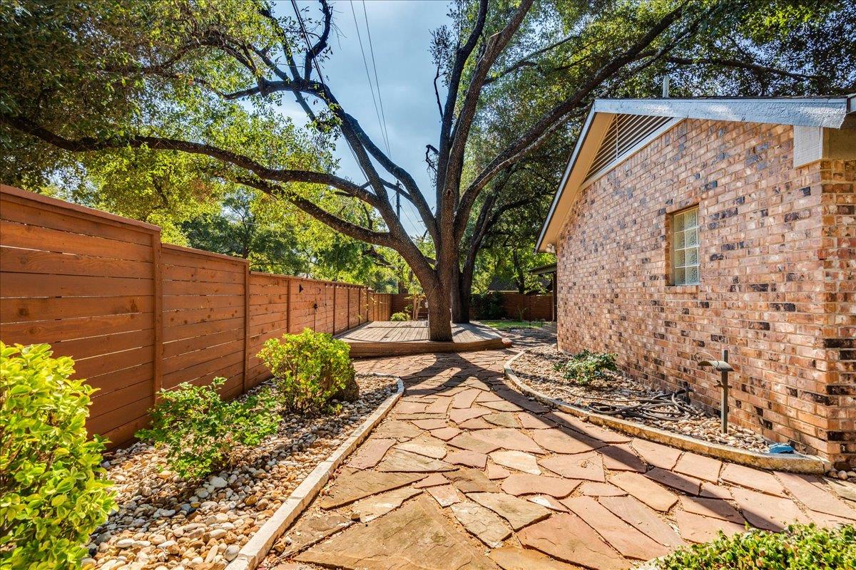 3916 Cordova Dr, Austin, TX 78759