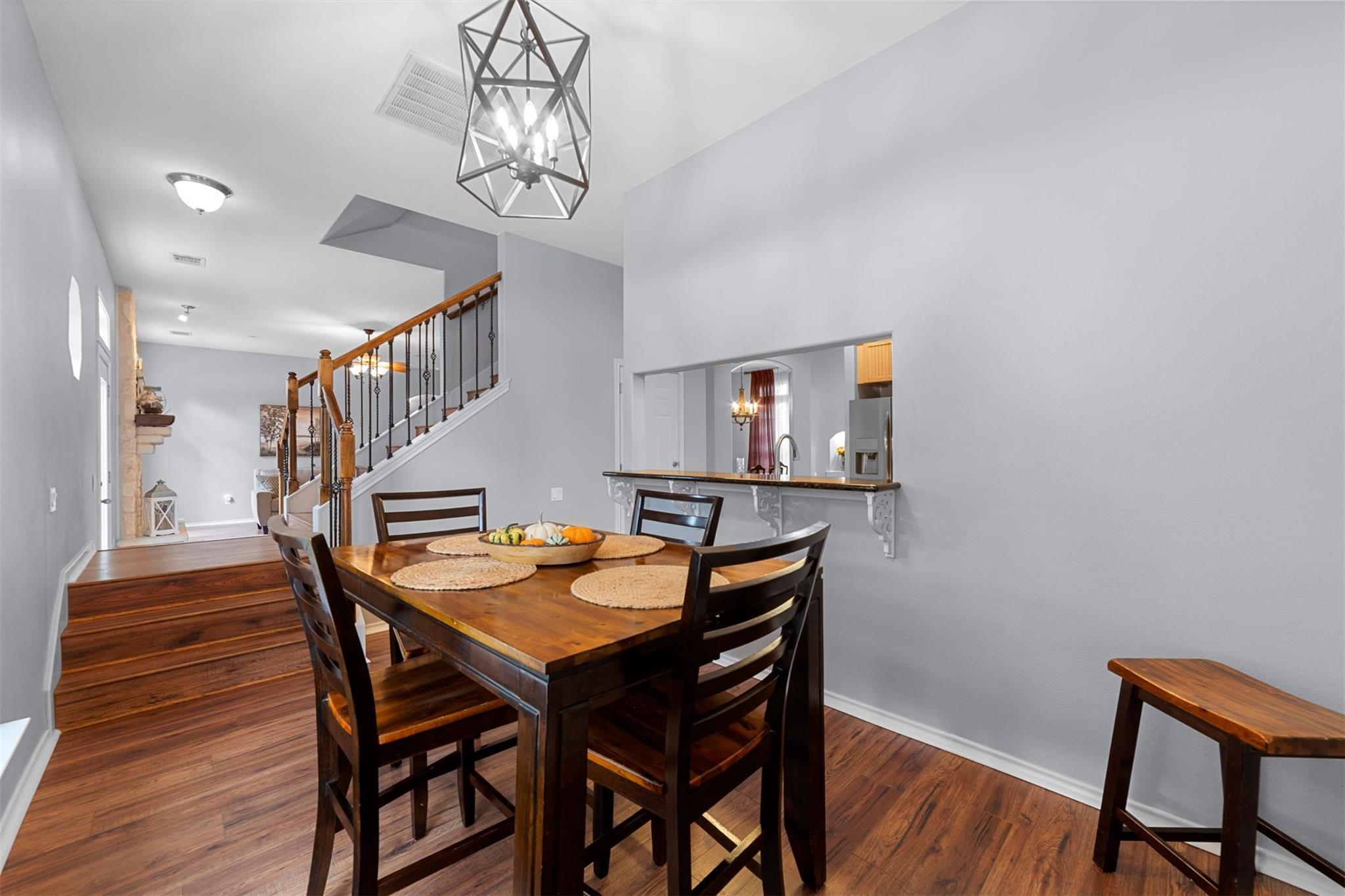 508 N Canyonwood Dr, Dripping Springs, TX 78620