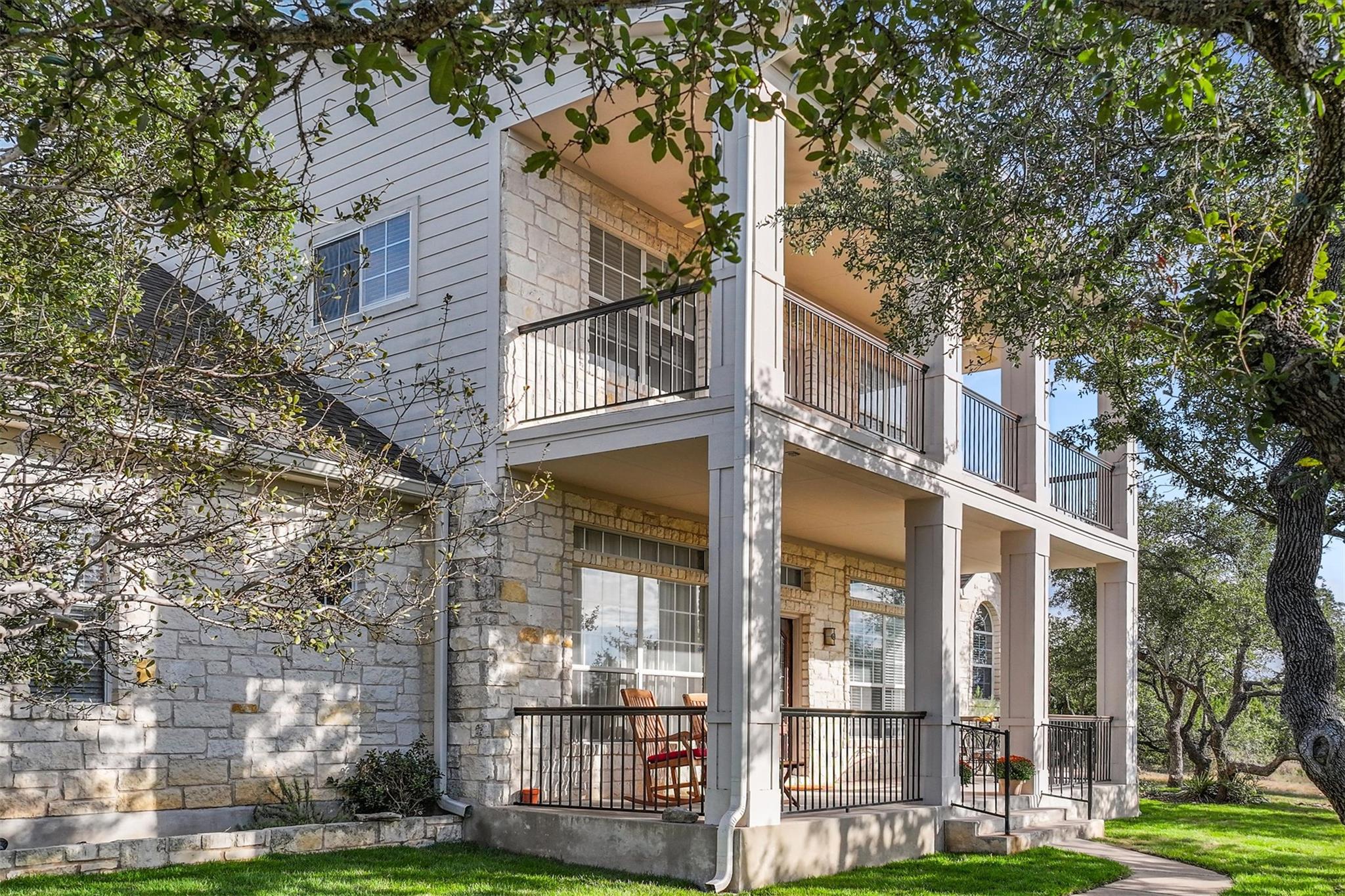 508 N Canyonwood Dr, Dripping Springs, TX 78620