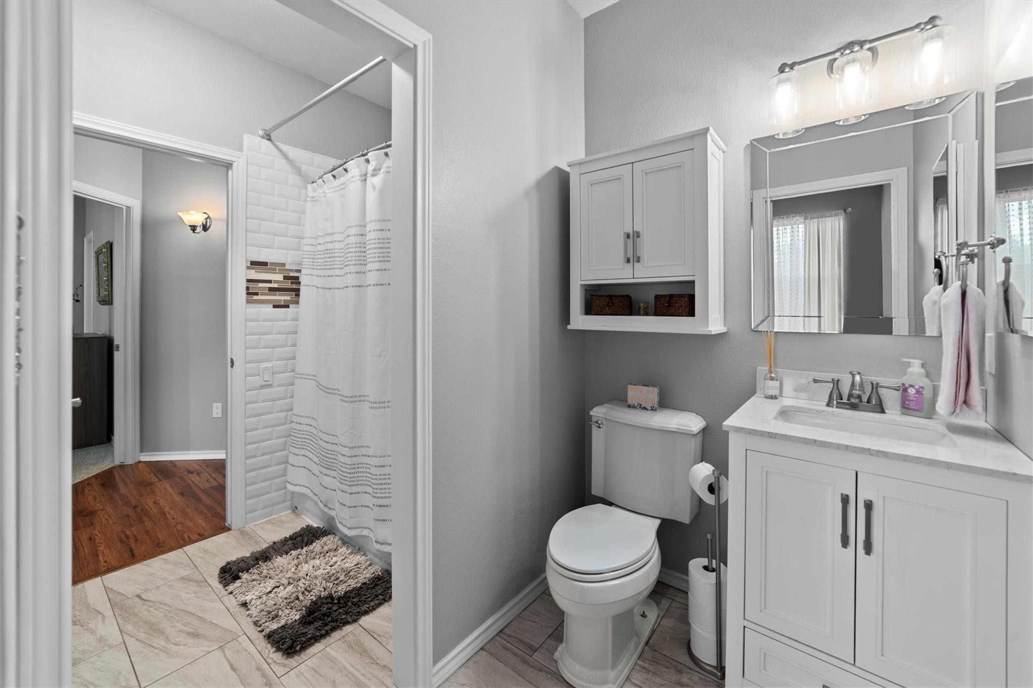 508 N Canyonwood Dr, Dripping Springs, TX 78620