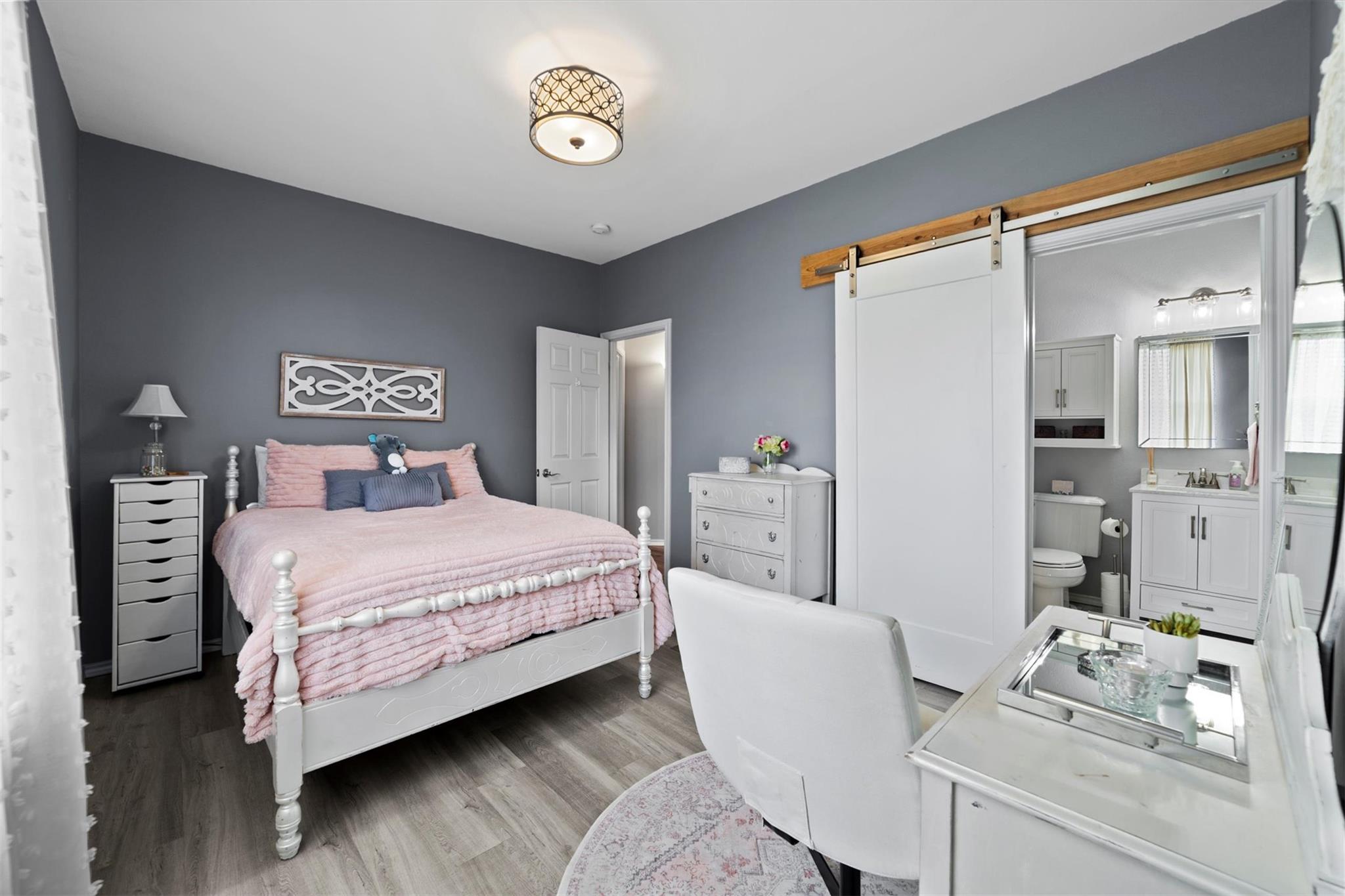 508 N Canyonwood Dr, Dripping Springs, TX 78620