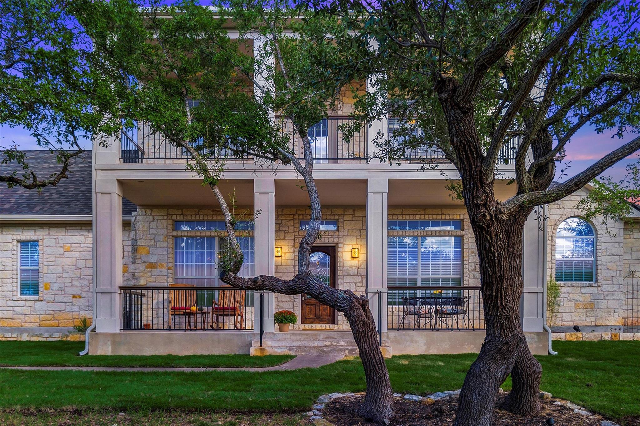 508 N Canyonwood Dr, Dripping Springs, TX 78620