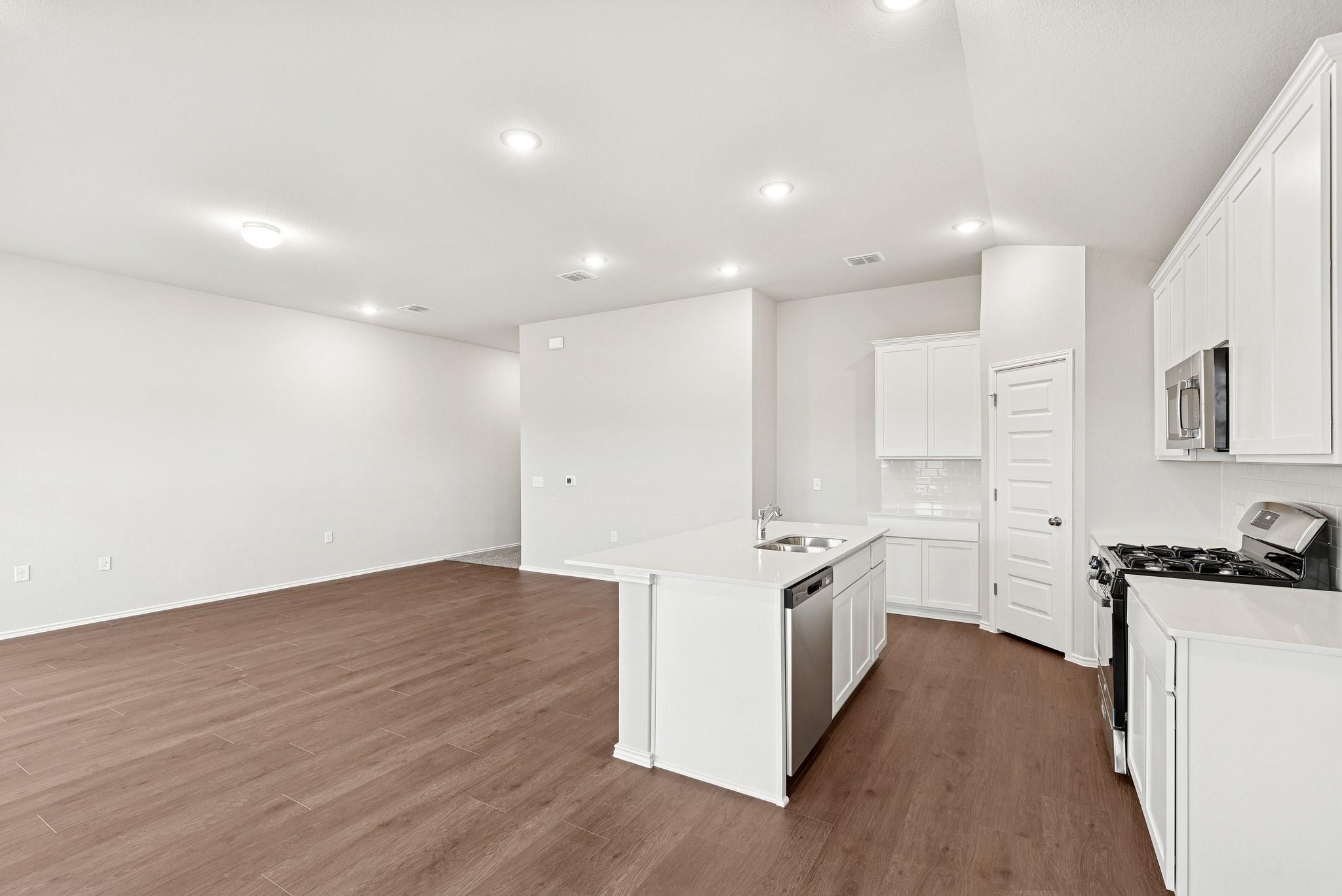 9120 Furman Dr, Austin, TX 78747