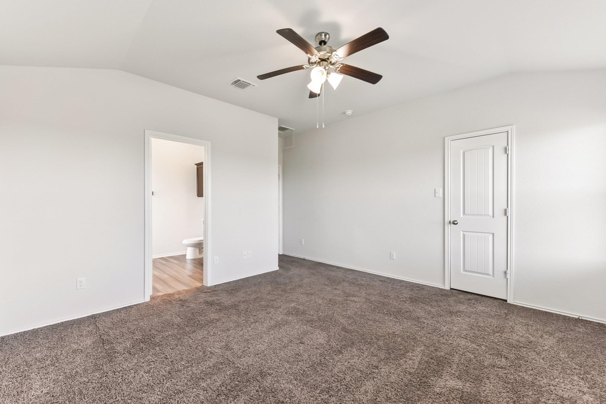 133 Nathaniel Dr, Taylor, TX 76574