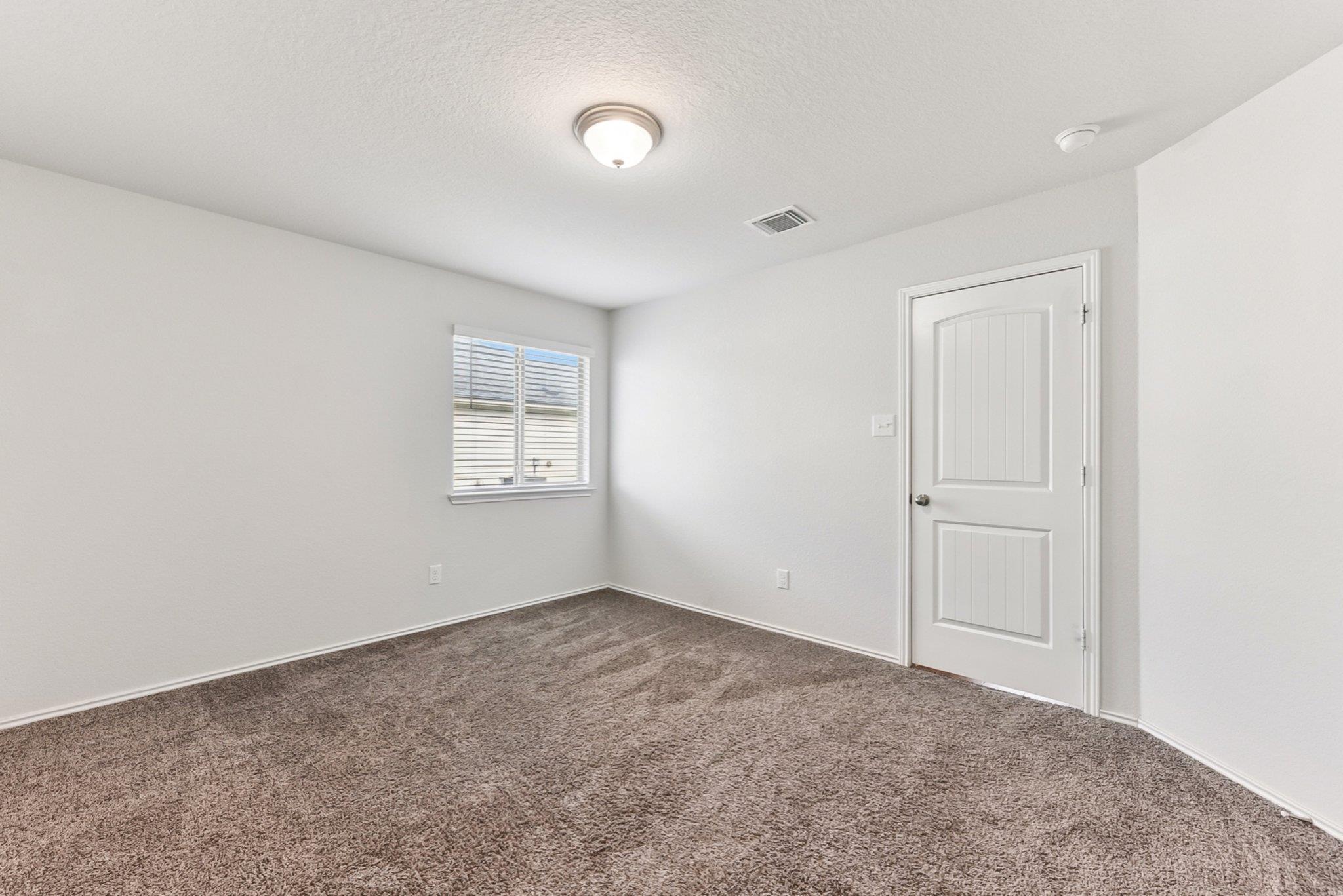 133 Nathaniel Dr, Taylor, TX 76574