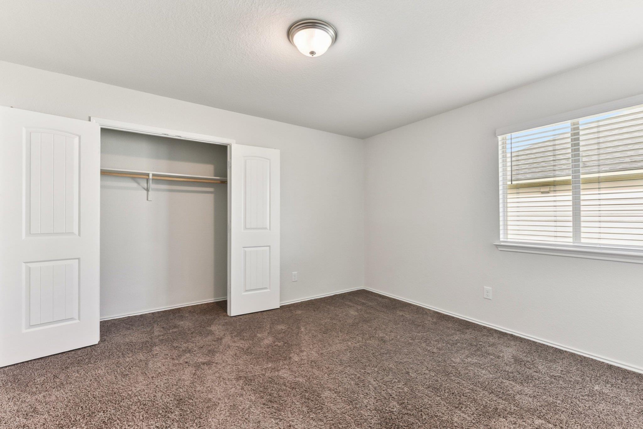 133 Nathaniel Dr, Taylor, TX 76574