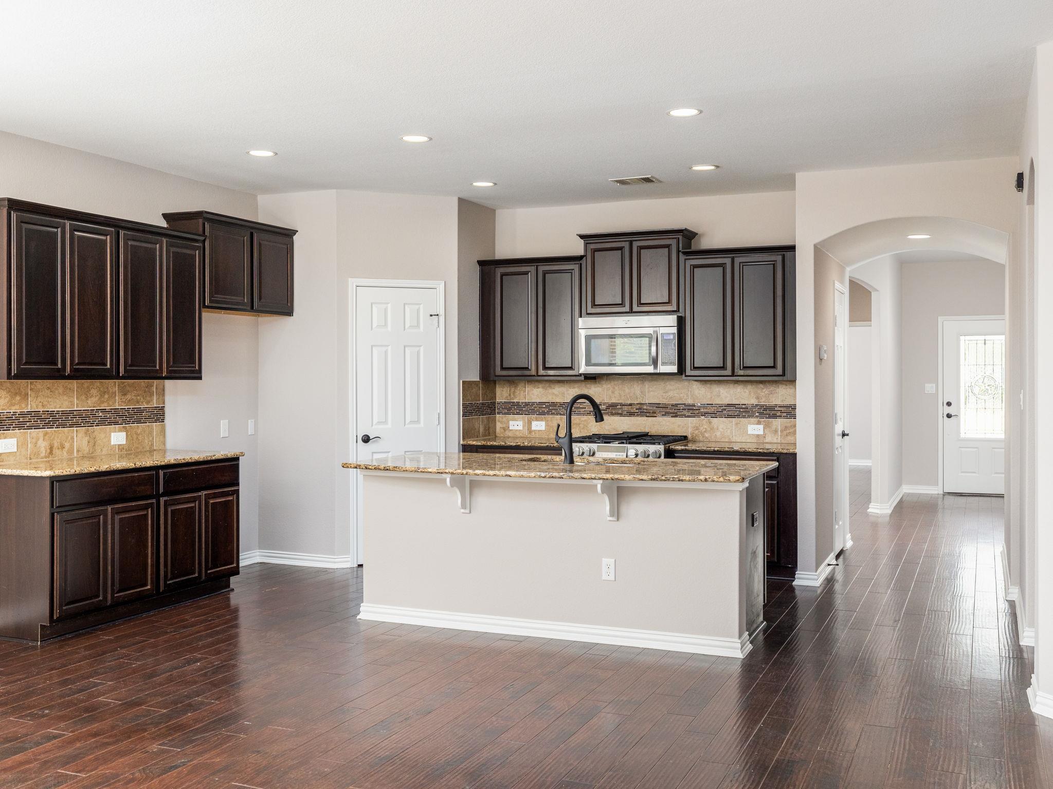 2040 Elaina Loop, Leander, TX 78641