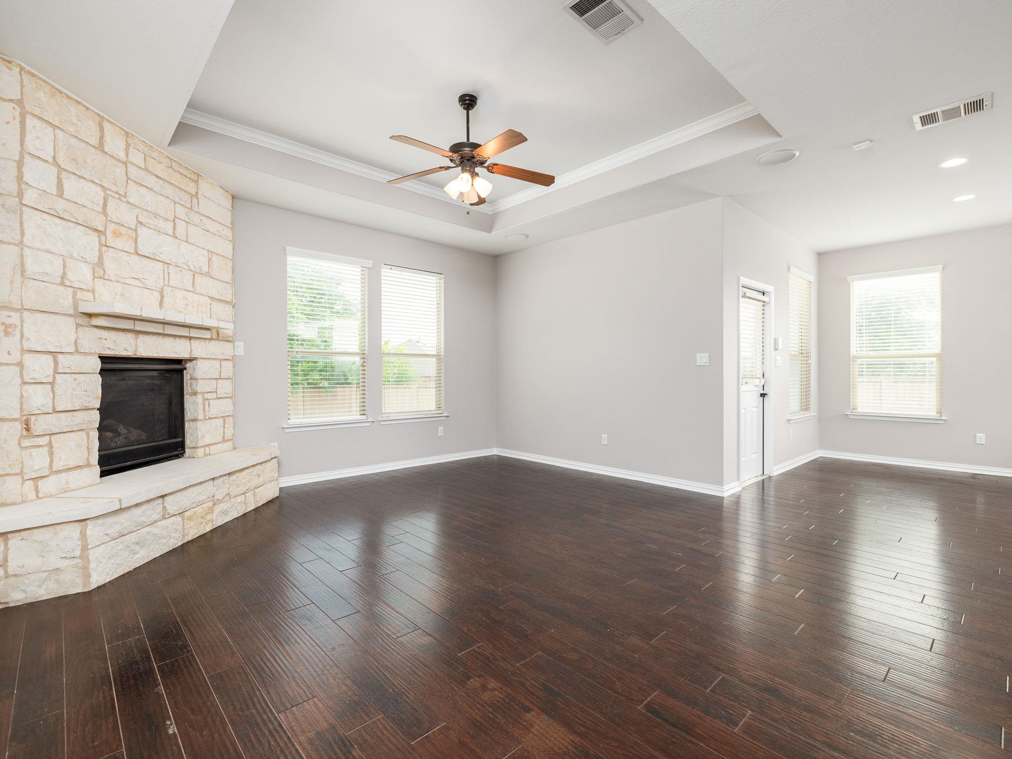 2040 Elaina Loop, Leander, TX 78641