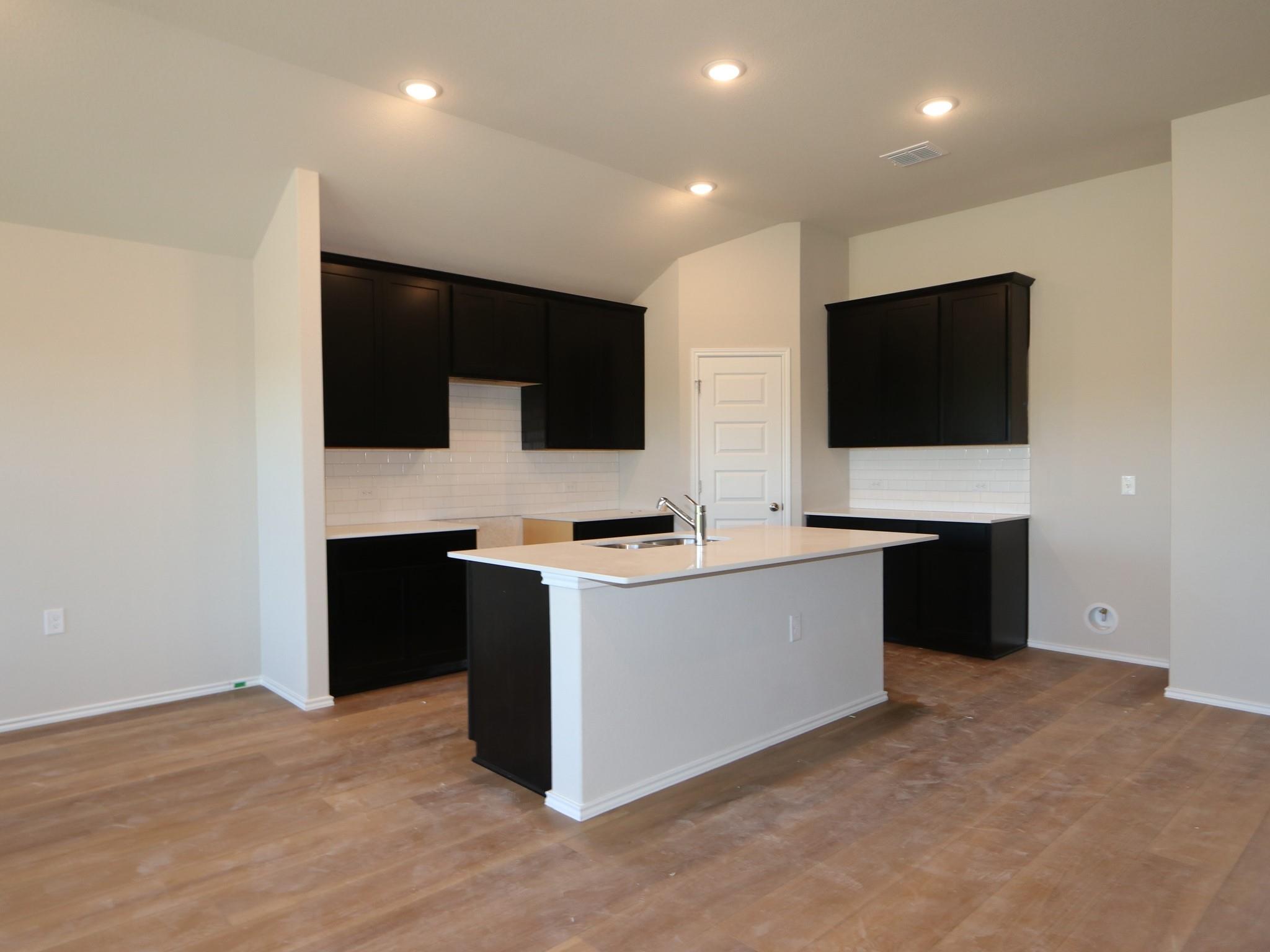 9112 Furman Dr, Austin, TX 78747