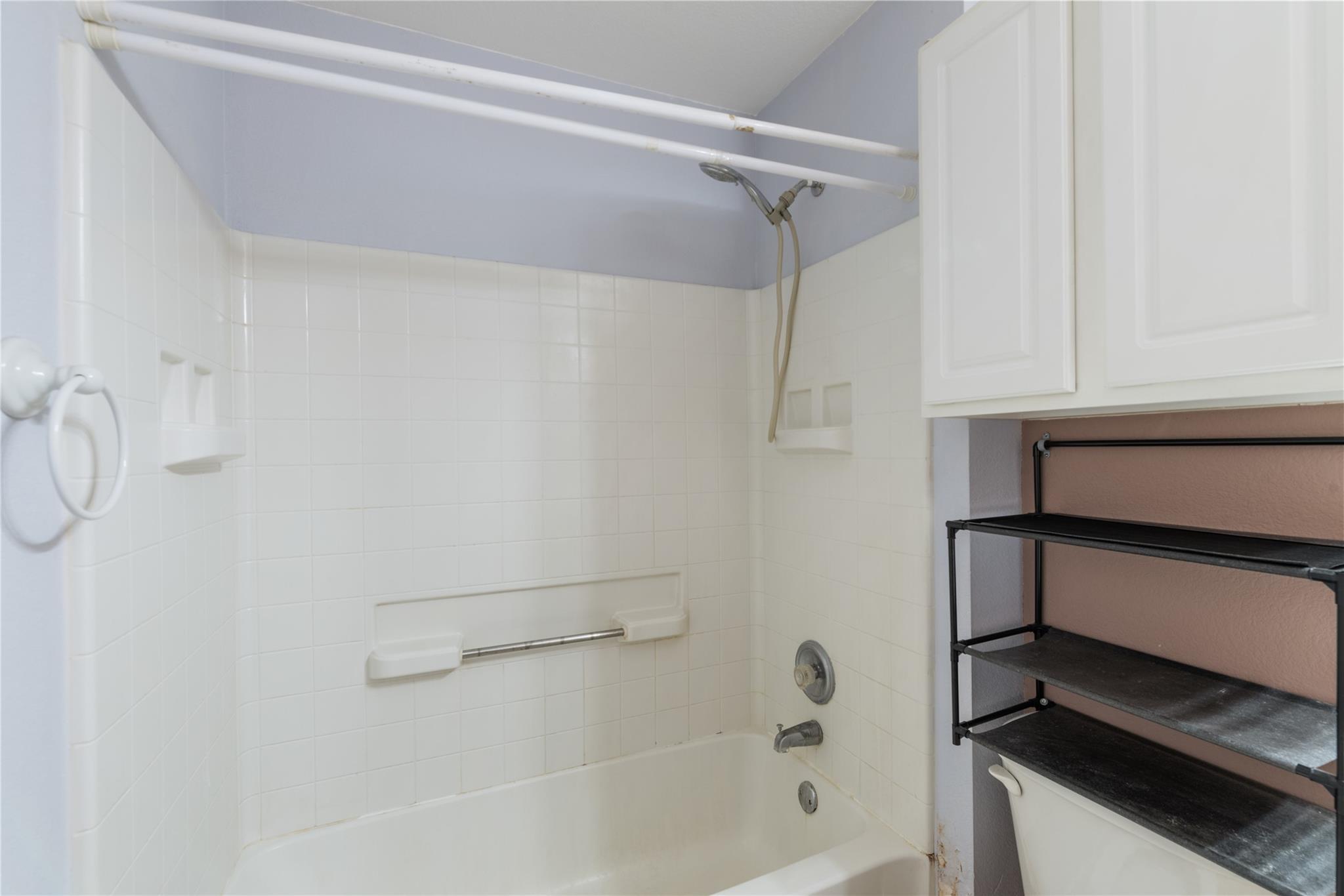 1329 Amberwood Loop, Kyle, TX 78640