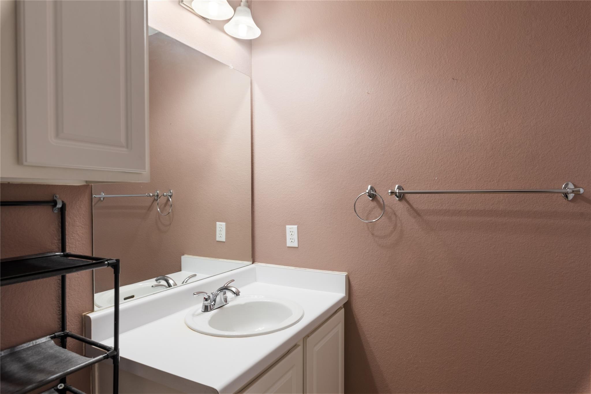 1329 Amberwood Loop, Kyle, TX 78640