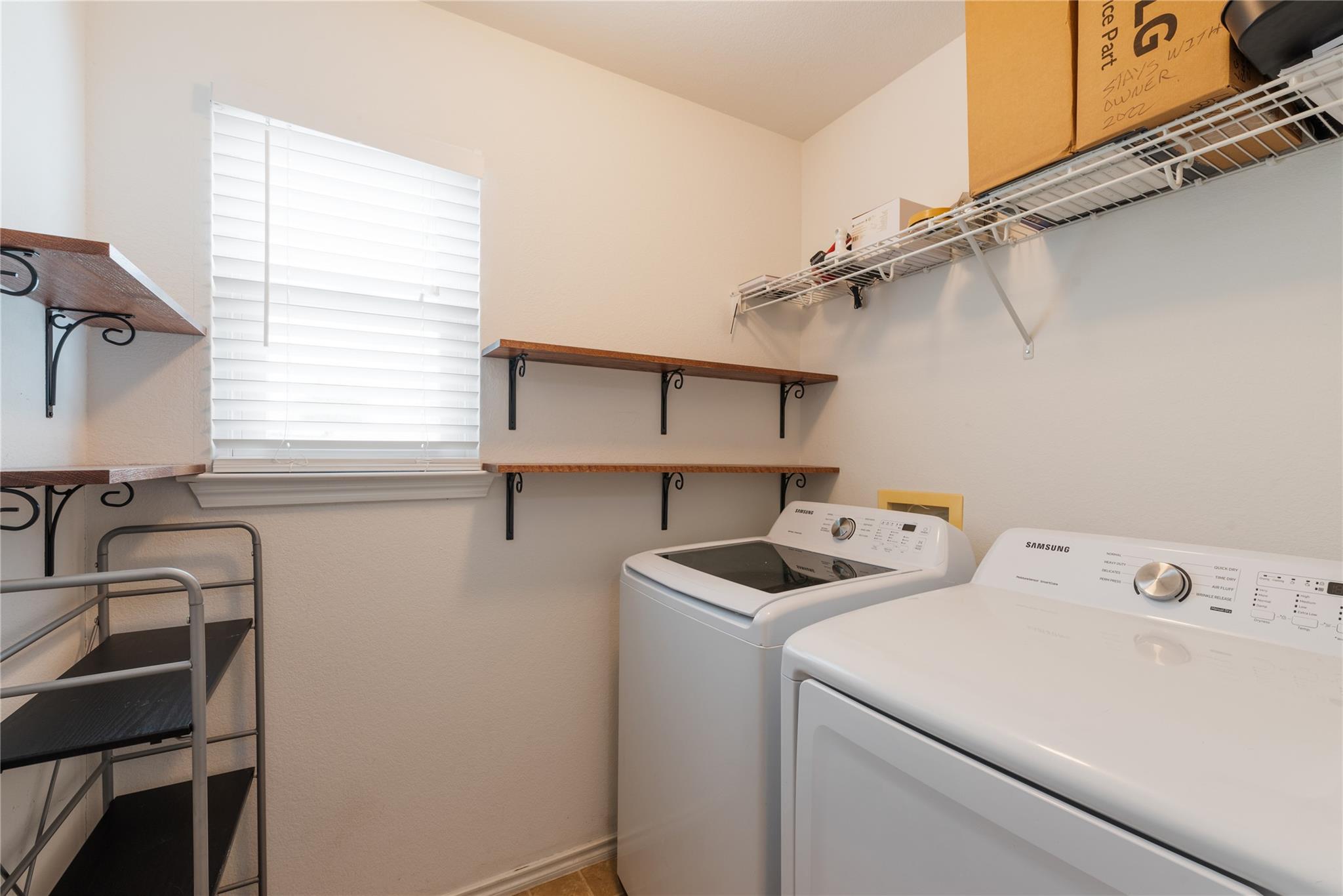 1329 Amberwood Loop, Kyle, TX 78640