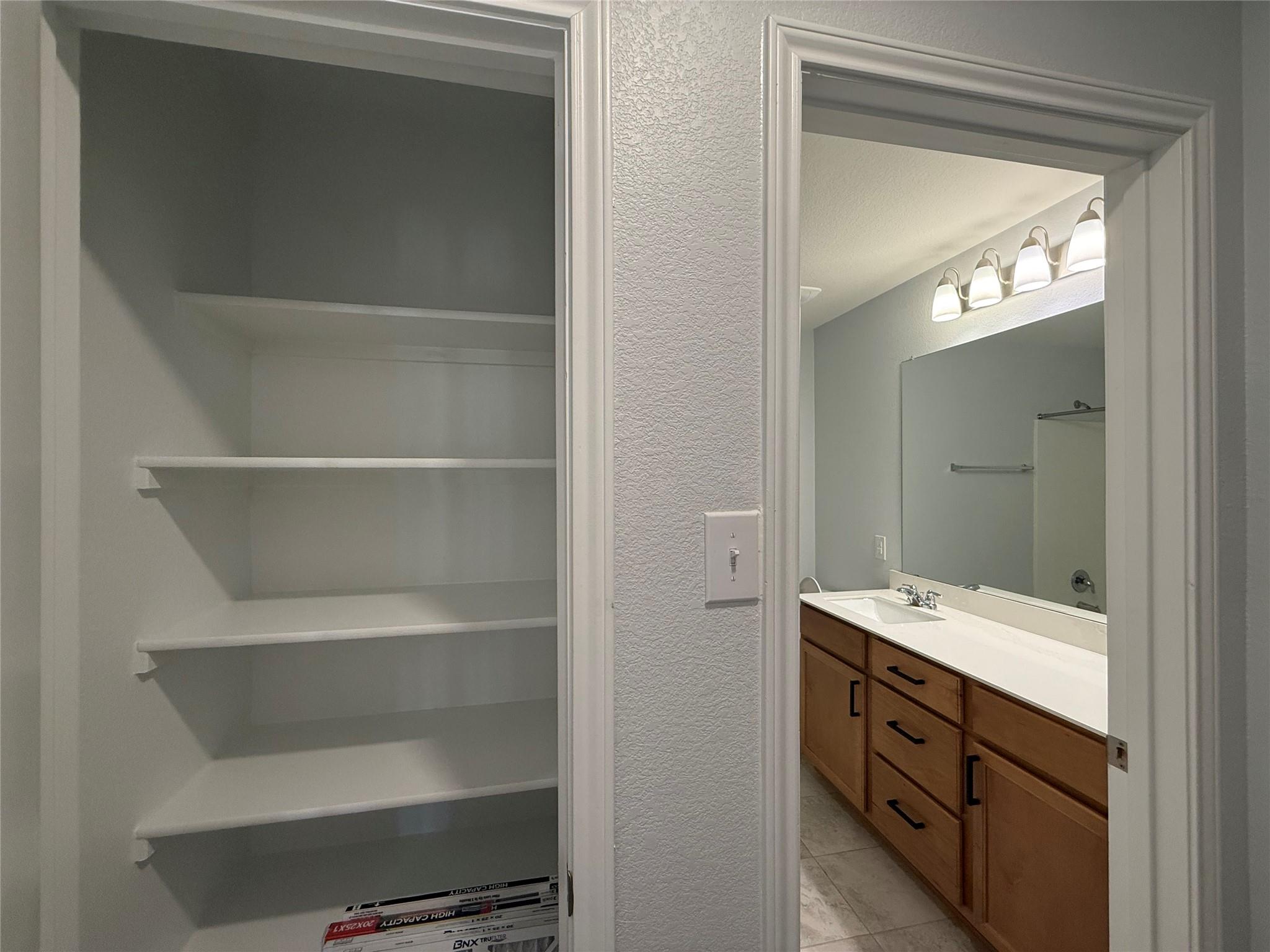 216 Bougainvillea Loop, Georgetown, TX 78626