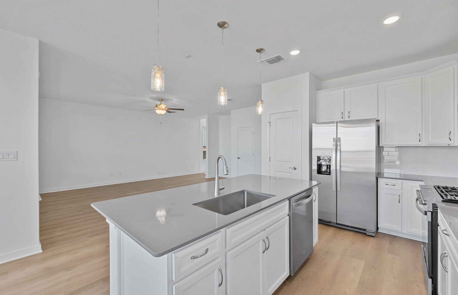 121 Ventura Dr, Liberty Hill, TX 78642