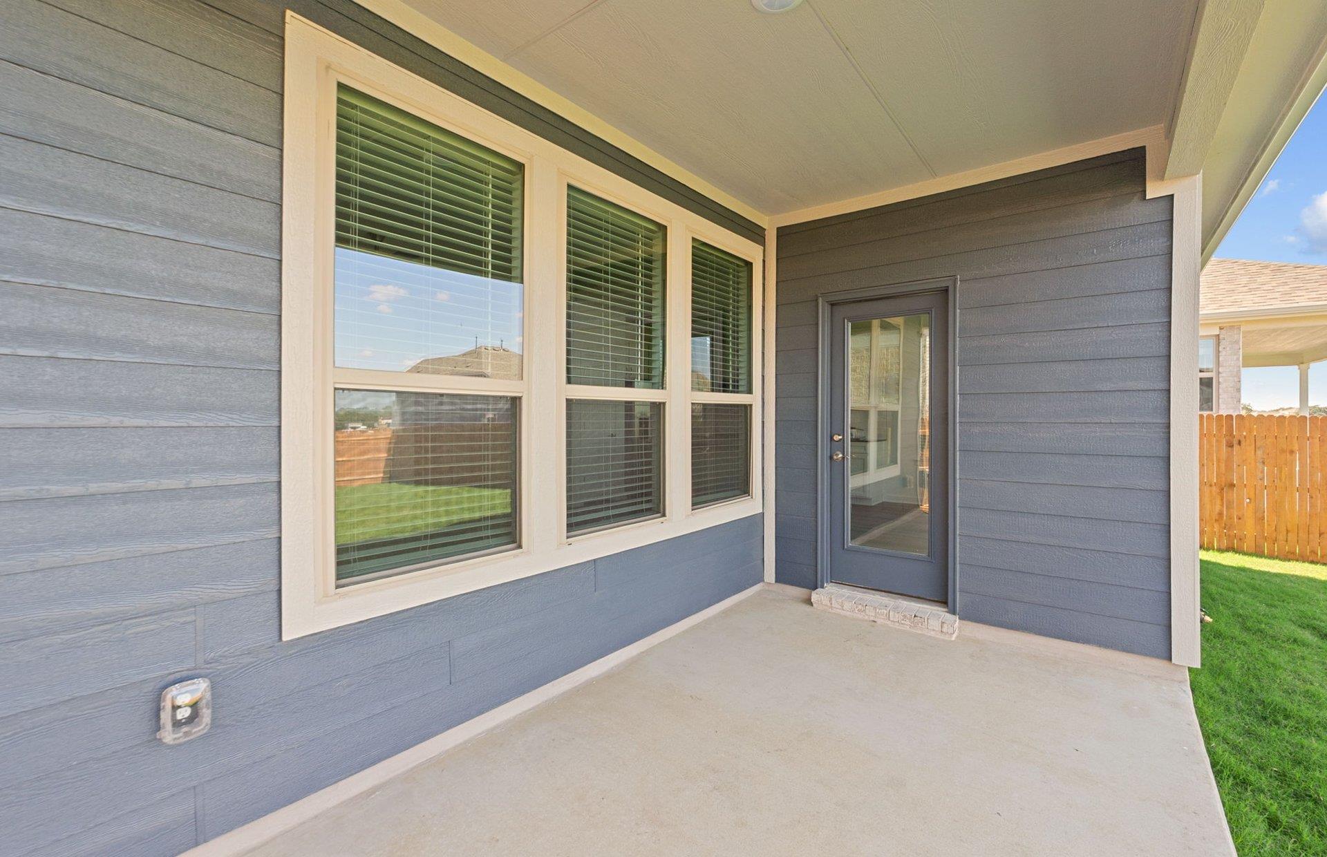 121 Ventura Dr, Liberty Hill, TX 78642