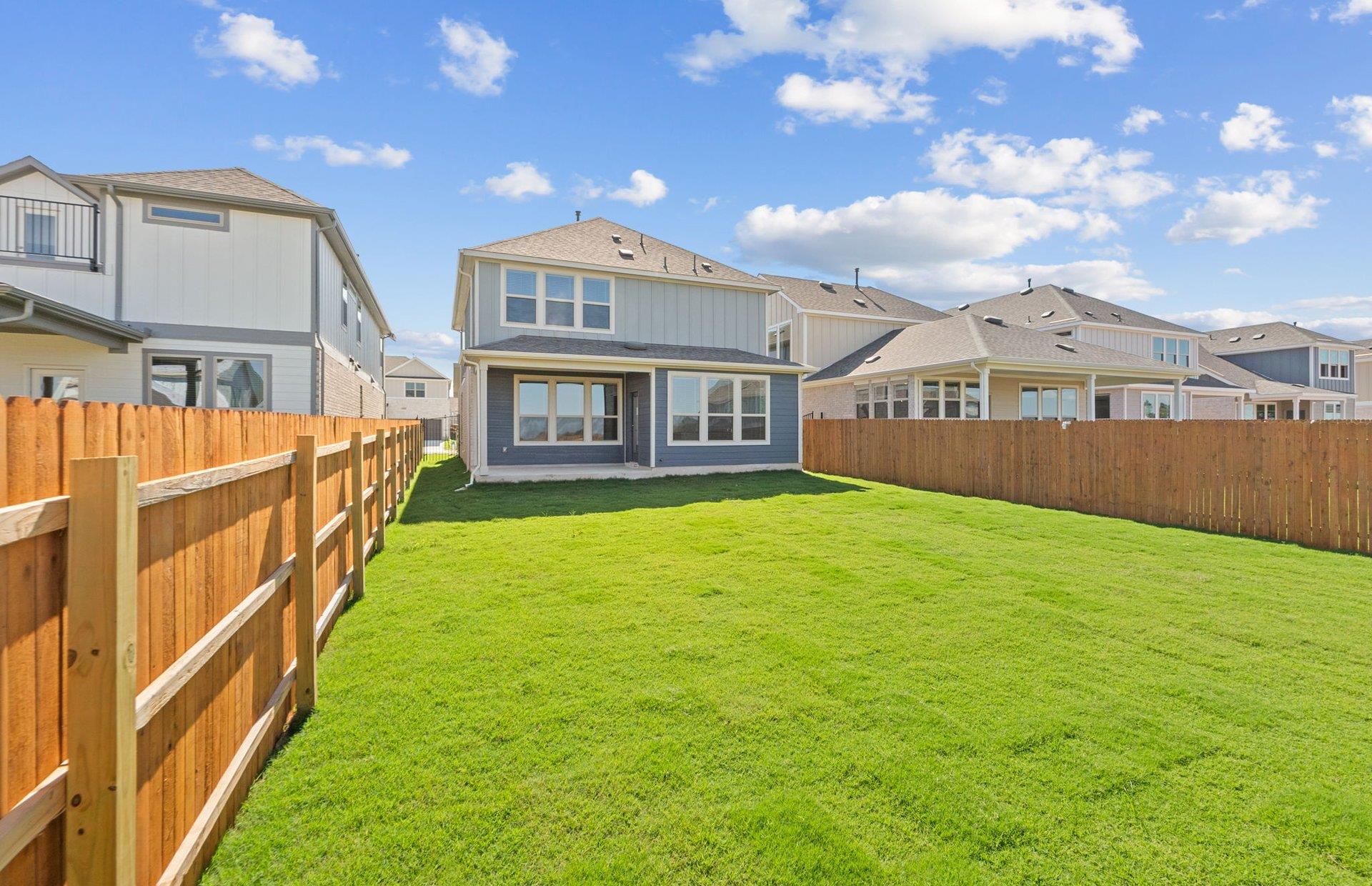 121 Ventura Dr, Liberty Hill, TX 78642