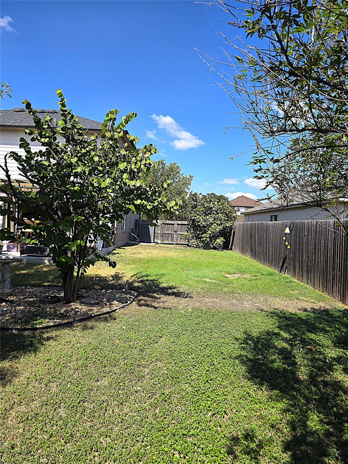 1806 Candlelight Dr, Leander, TX 78641