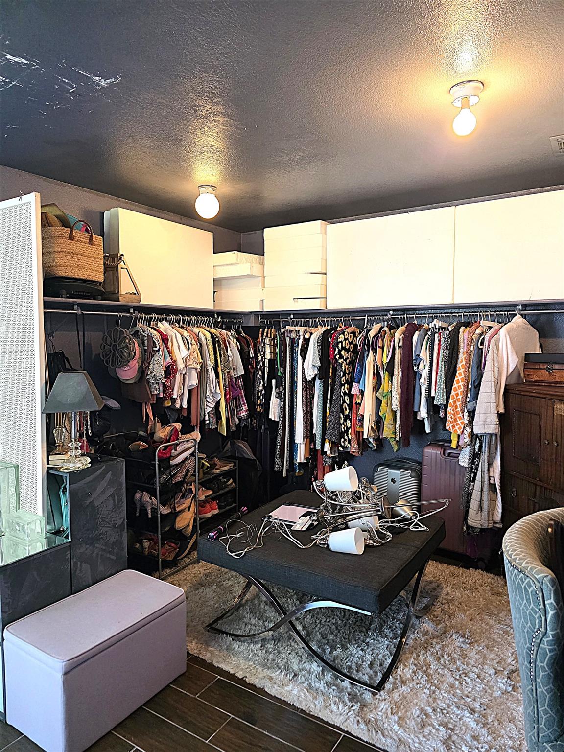 1806 Candlelight Dr, Leander, TX 78641