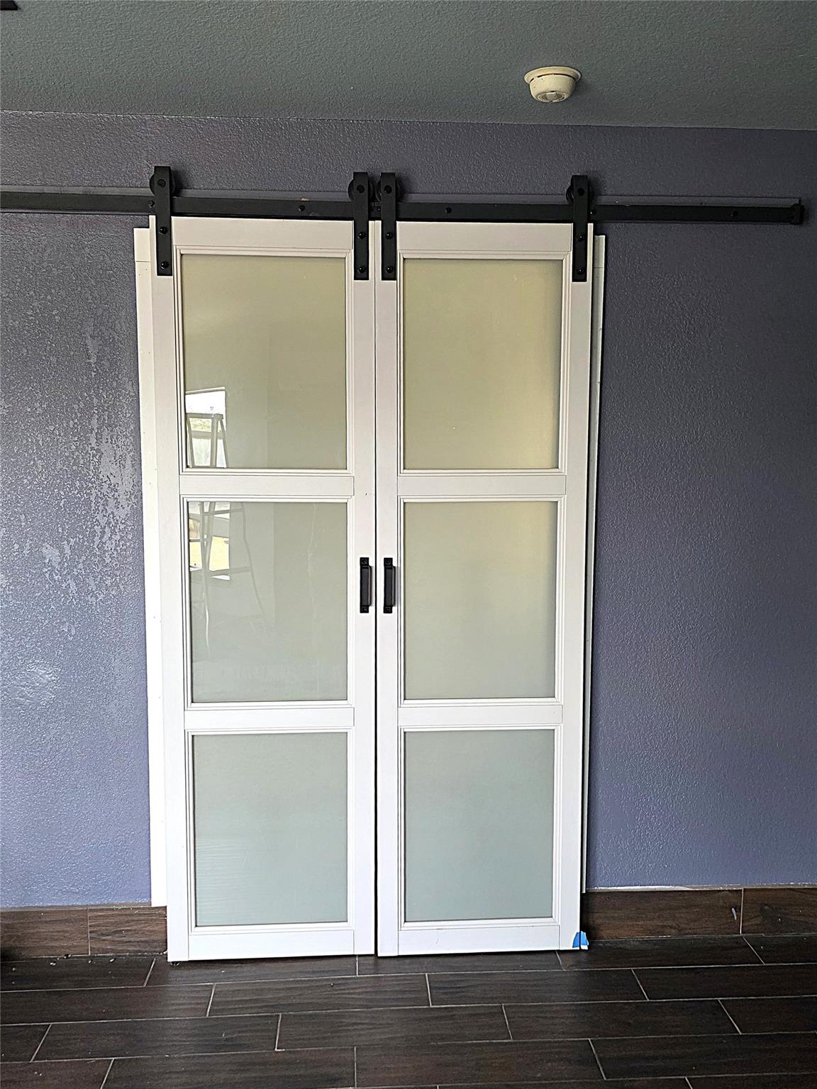 1806 Candlelight Dr, Leander, TX 78641