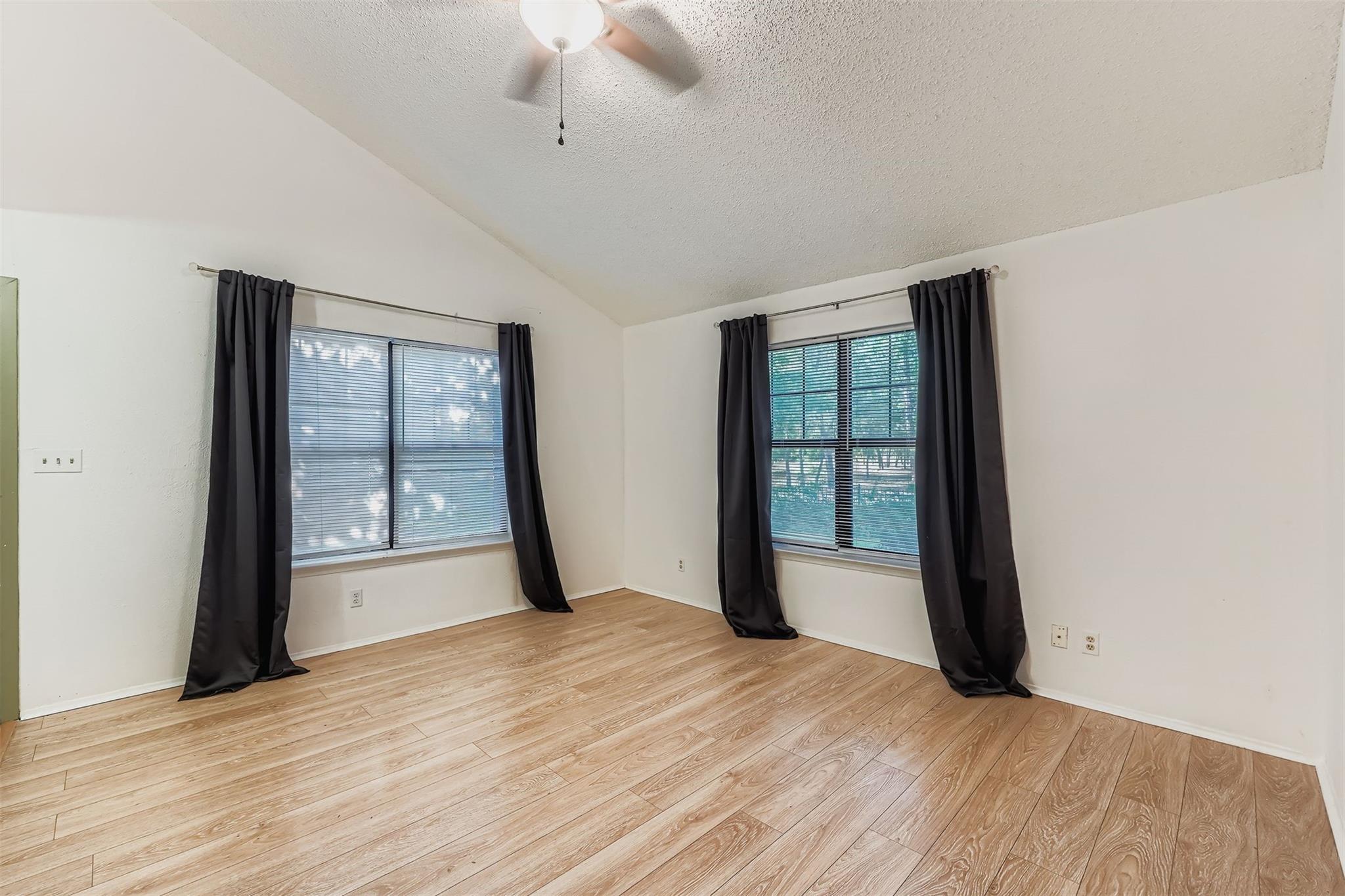 9507 Quail Village Ln, Austin, TX 78758