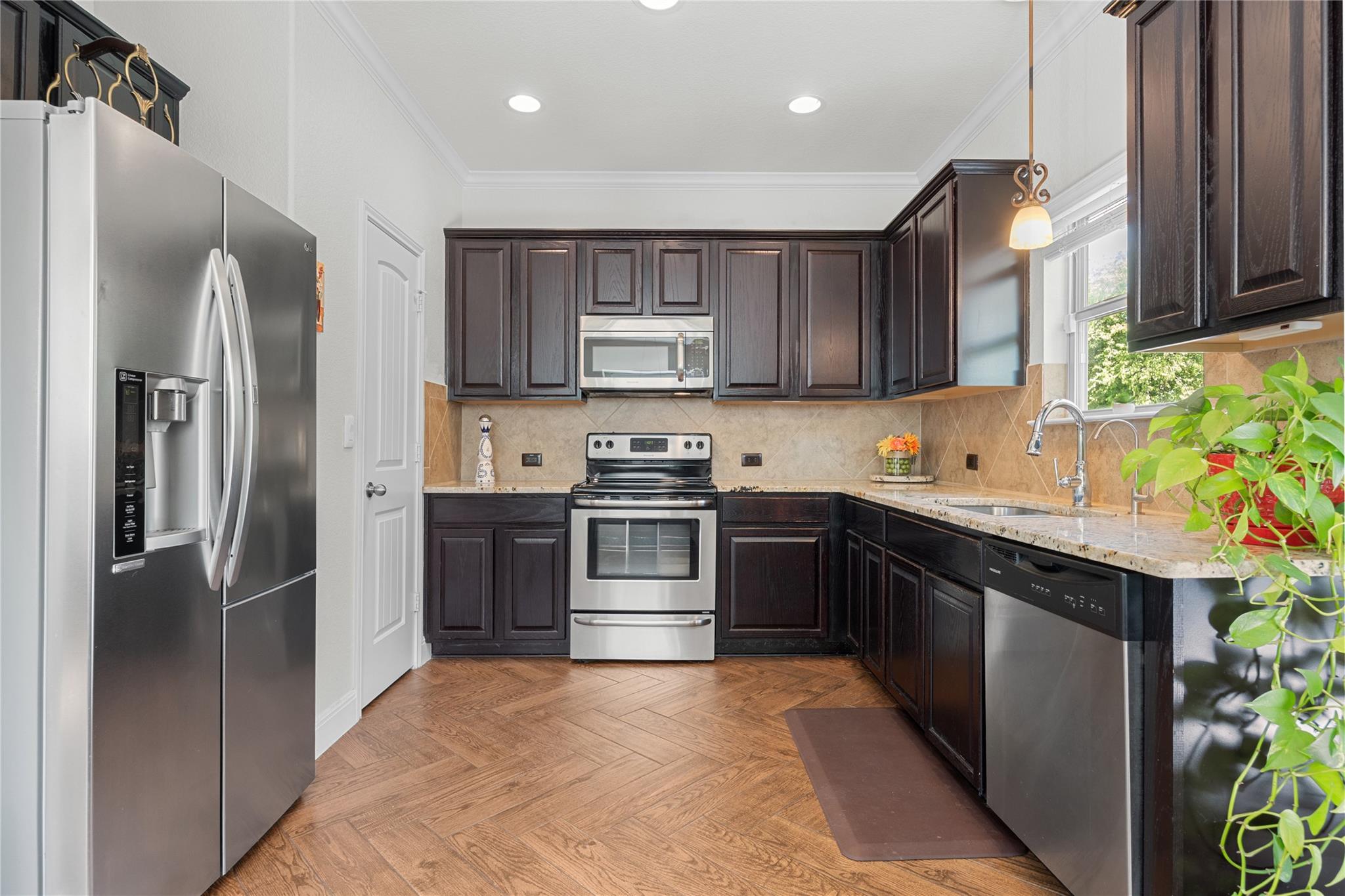 636 Pinnacle Dr, Georgetown, TX 78626