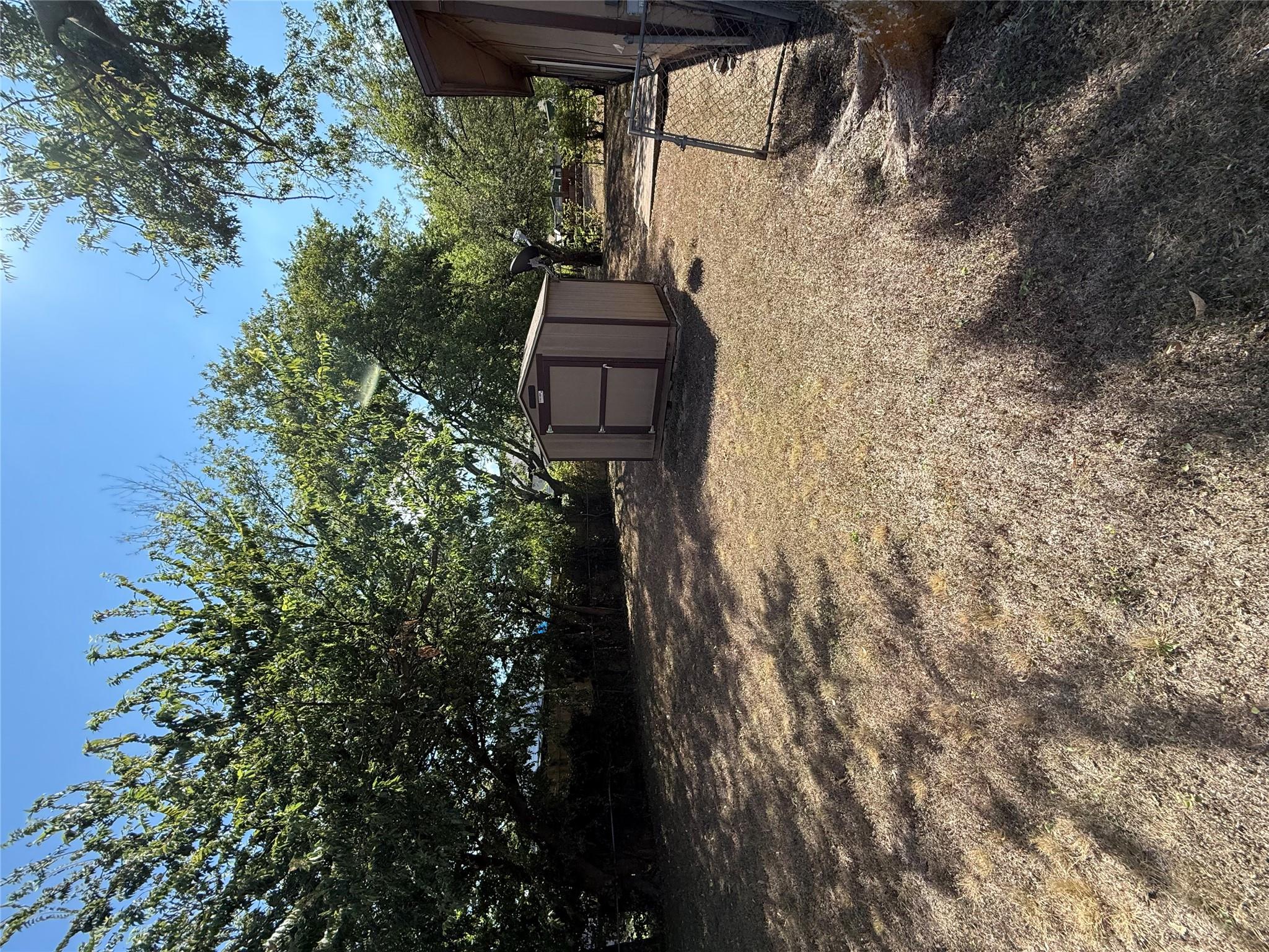 2103 Dixie Ln, Round Rock, TX 78664