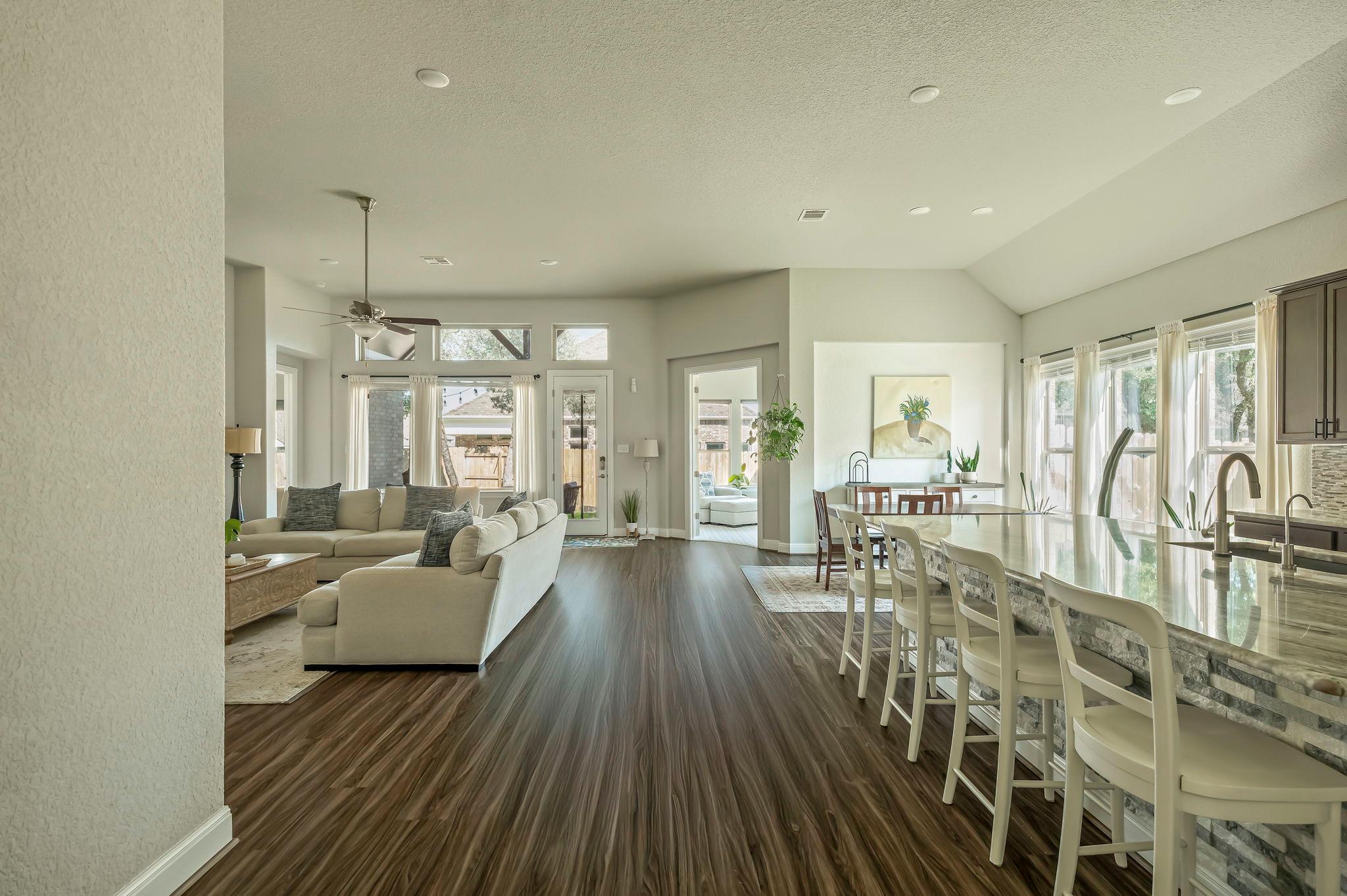 2021 Bear Creek Dr, Leander, TX 78641