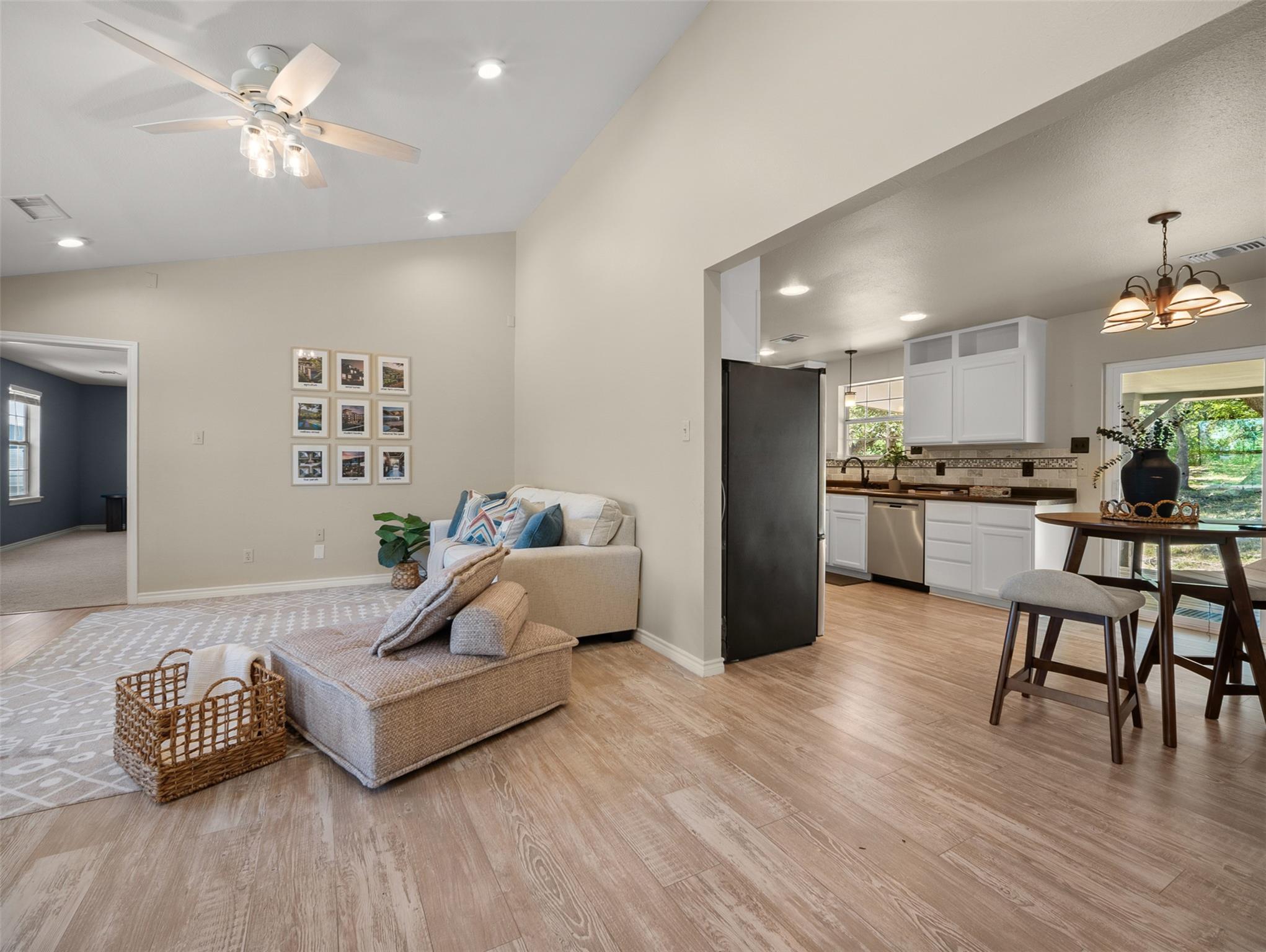 504 Oak Grove Rd, San Marcos, TX 78666