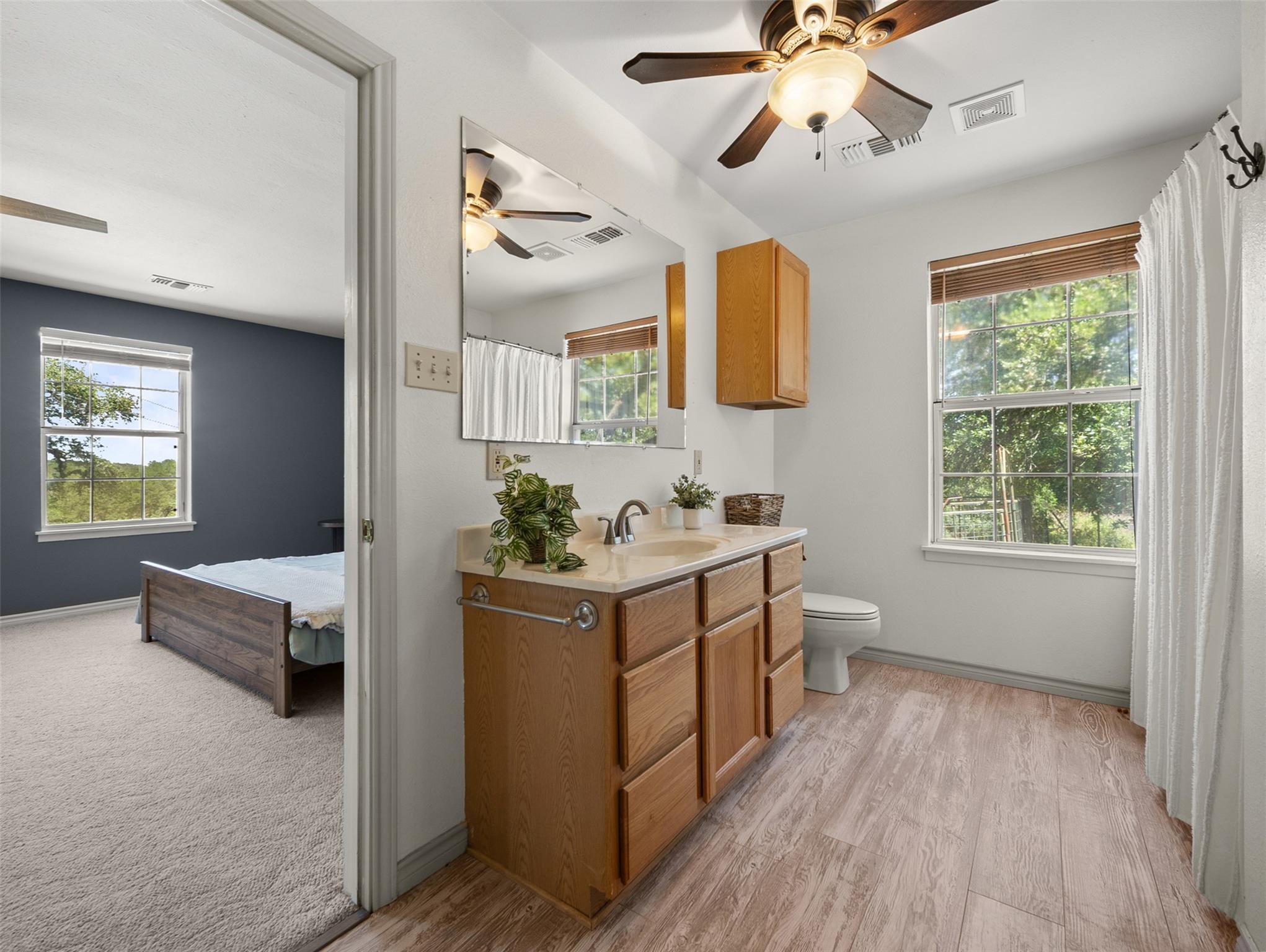 504 Oak Grove Rd, San Marcos, TX 78666