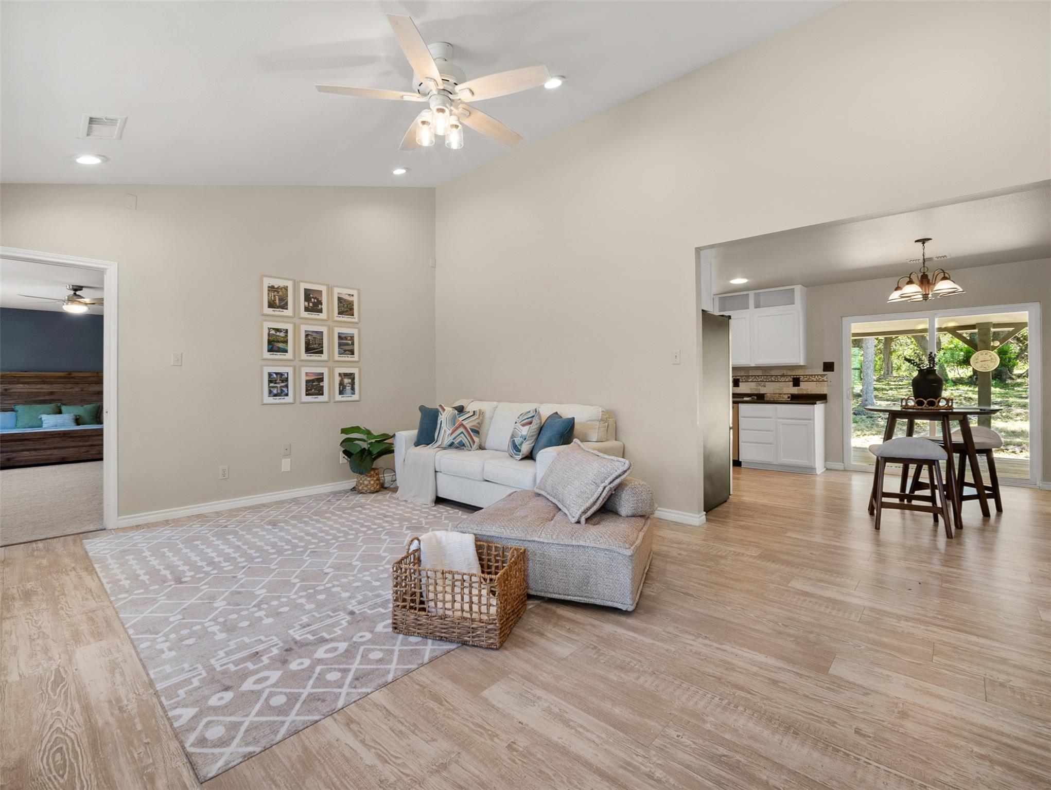 504 Oak Grove Rd, San Marcos, TX 78666