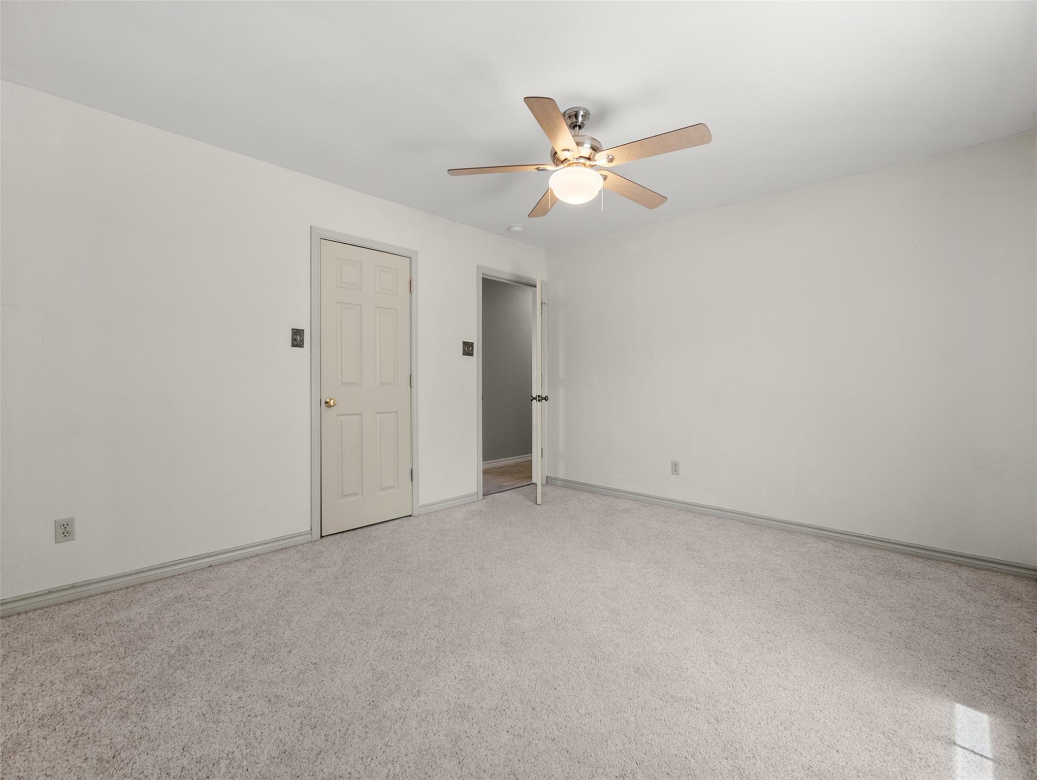 504 Oak Grove Rd, San Marcos, TX 78666