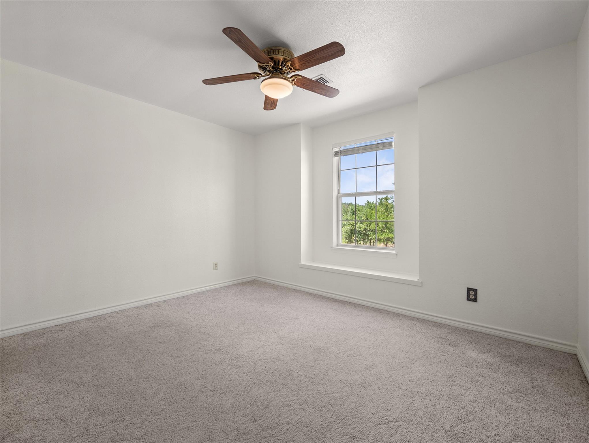 504 Oak Grove Rd, San Marcos, TX 78666