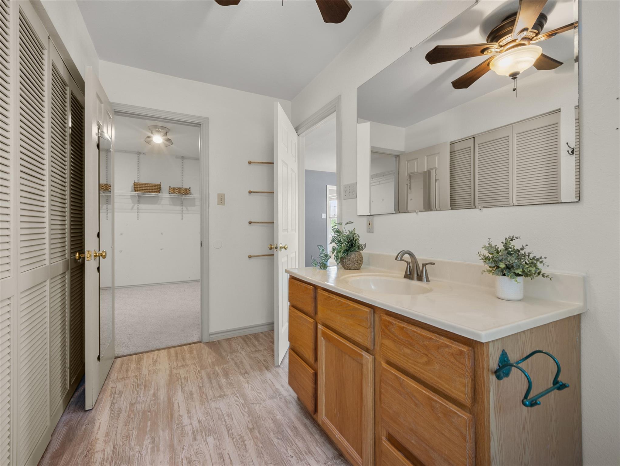 504 Oak Grove Rd, San Marcos, TX 78666