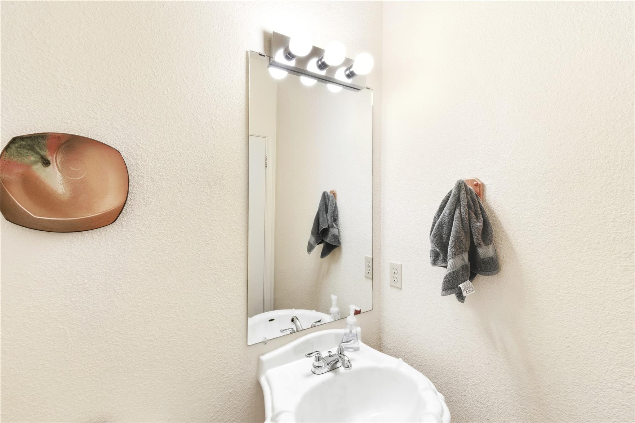 6617 Bramber Ln, Austin, TX 78754