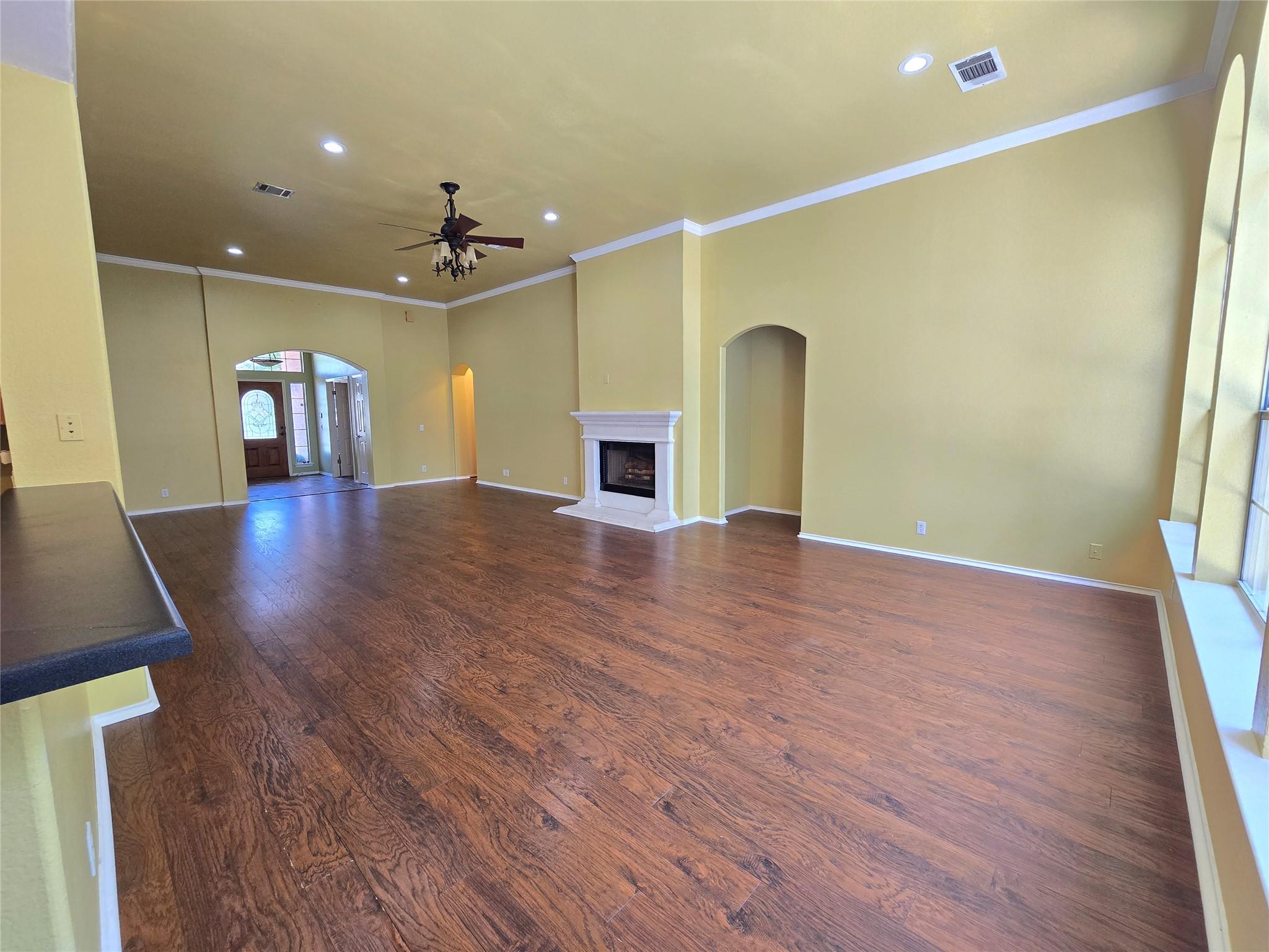 2216 S Shark Loop, Round Rock, TX 78664