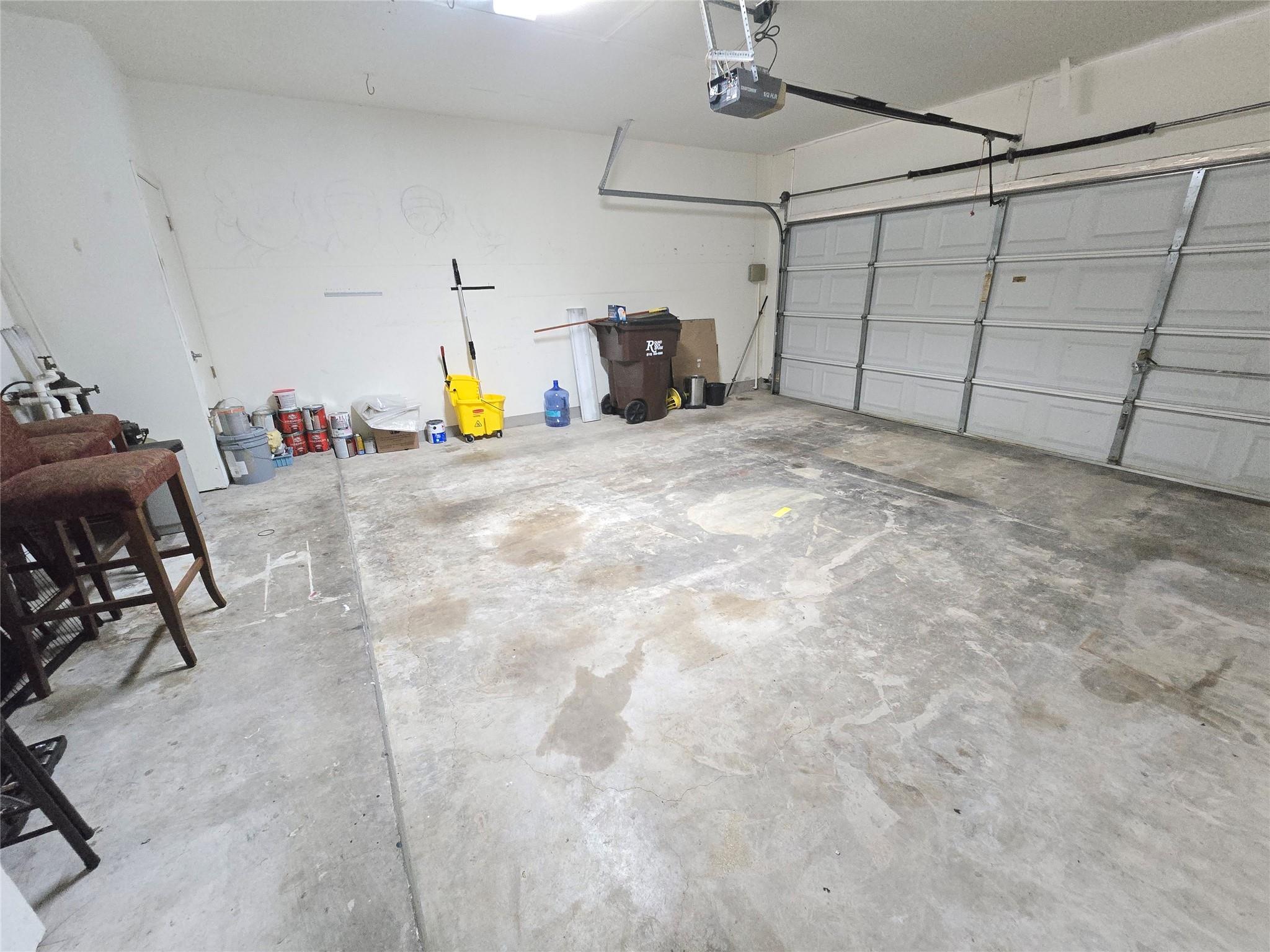 2216 S Shark Loop, Round Rock, TX 78664