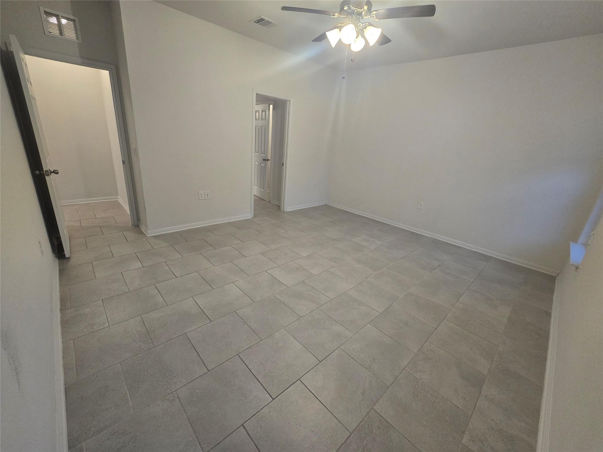 520 Falkland Trce, Pflugerville, TX 78660