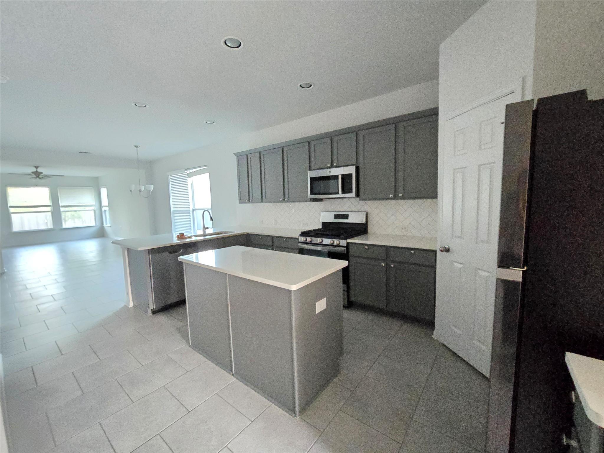 520 Falkland Trce, Pflugerville, TX 78660