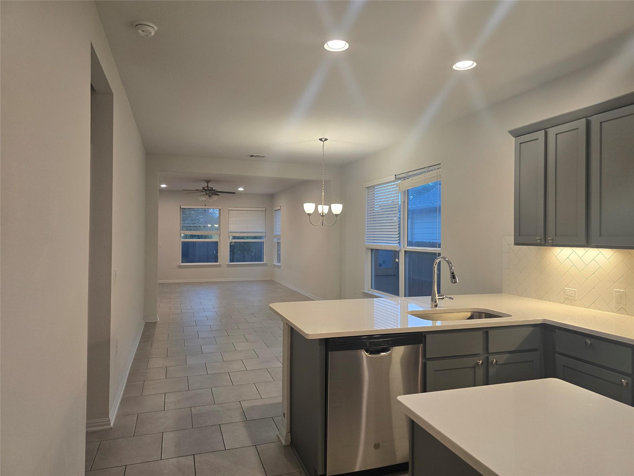 520 Falkland Trce, Pflugerville, TX 78660